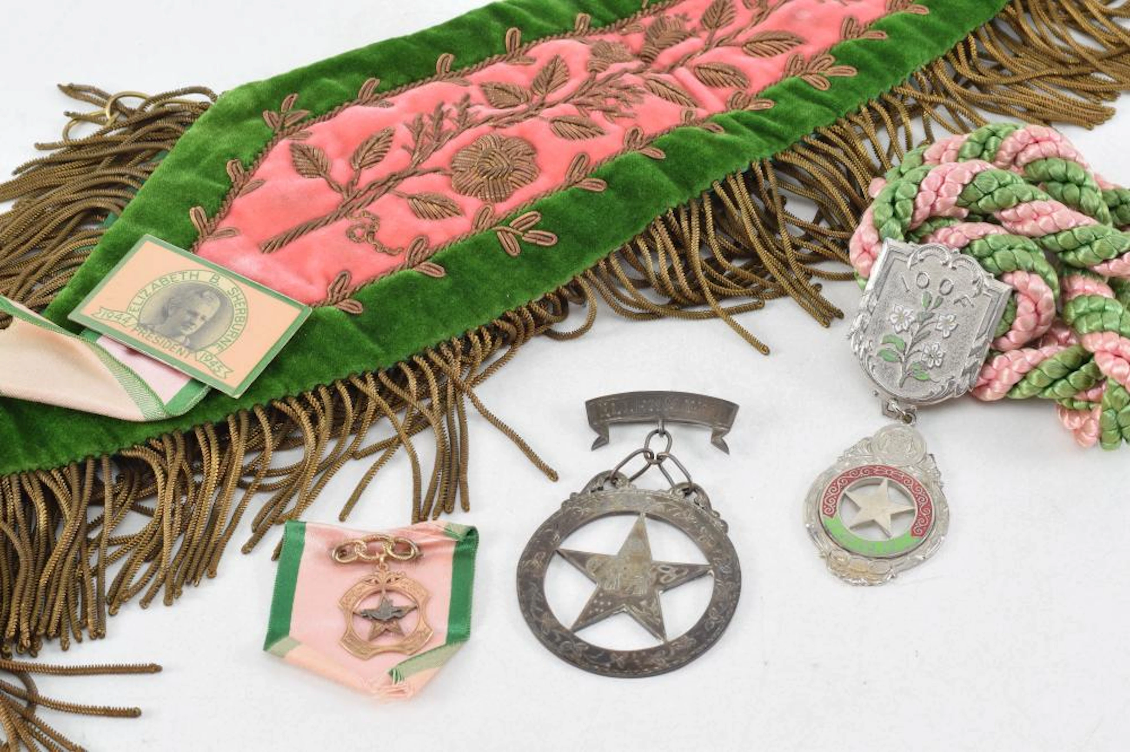 19th/20th century IOOF Rebekah Assemblies fraternal items