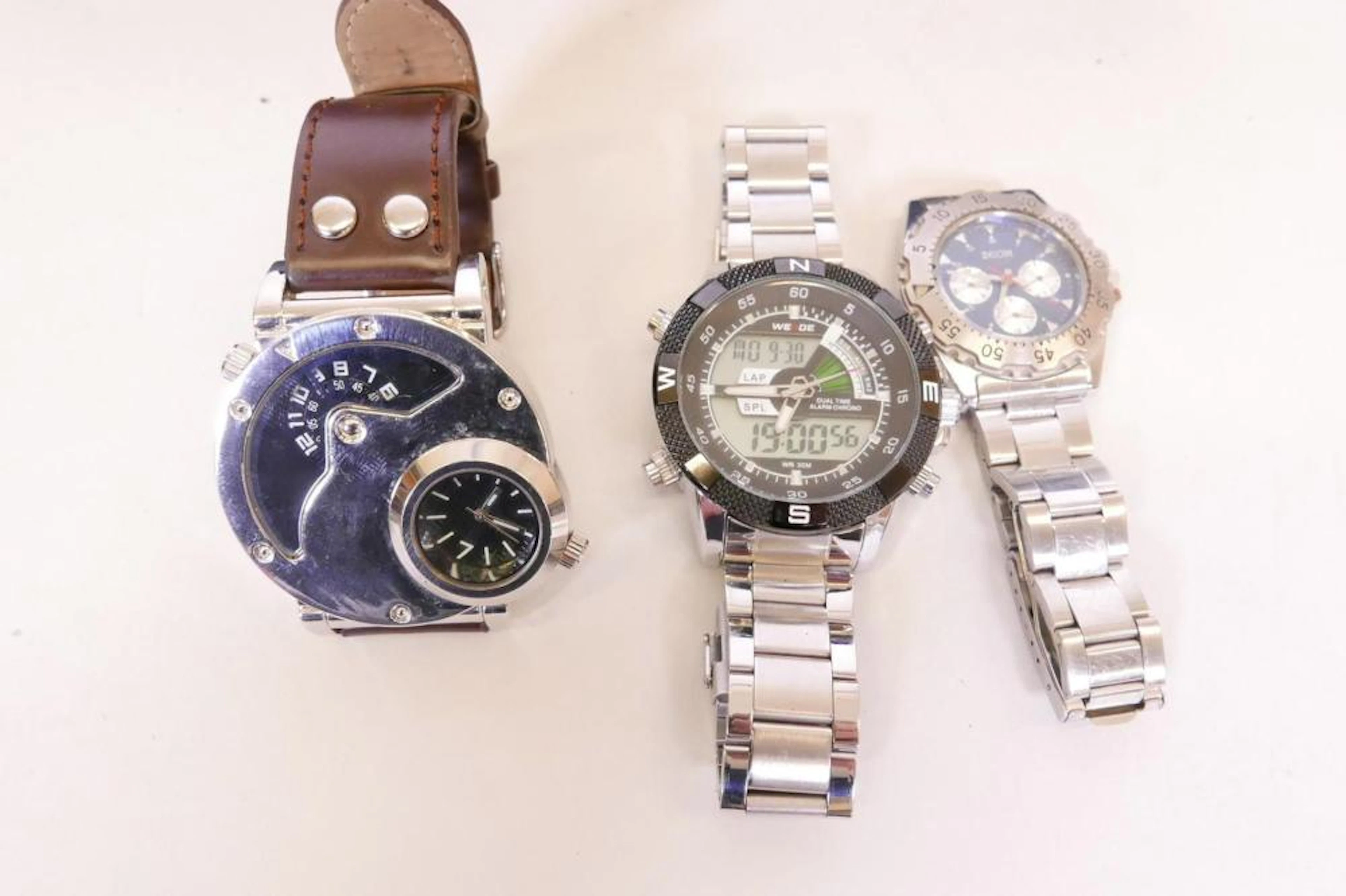 A Weide WH-1104 stainless steel wristwatch