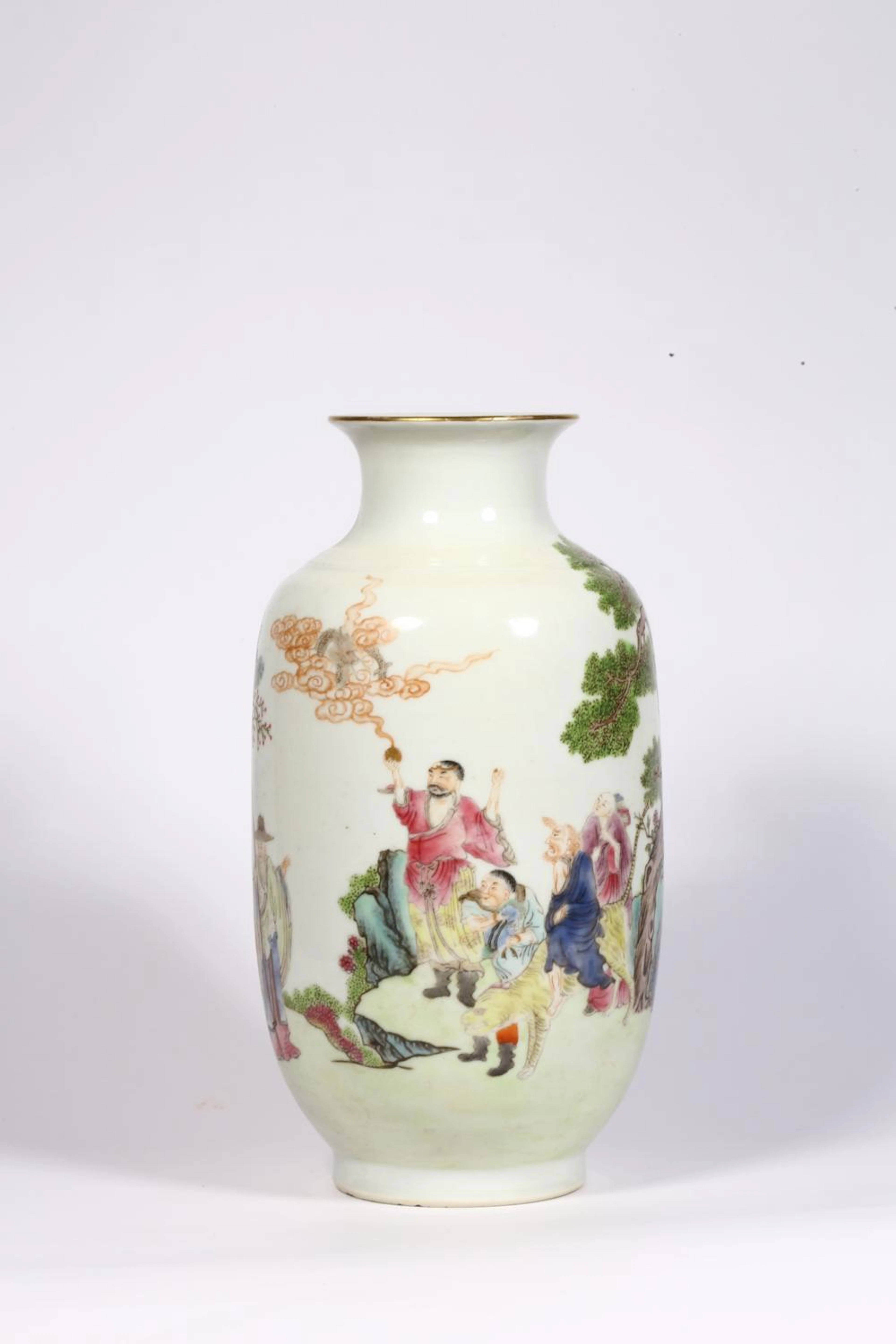A FAMILLE-ROSE VASE.MARK OF QIANLONG