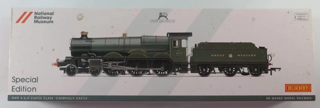 A OO-Gauge Hornby R3237 GWR 4-6-0 castle Class...