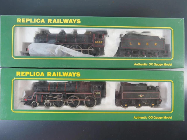 Two OO Gauge Replica Railways Trains: No