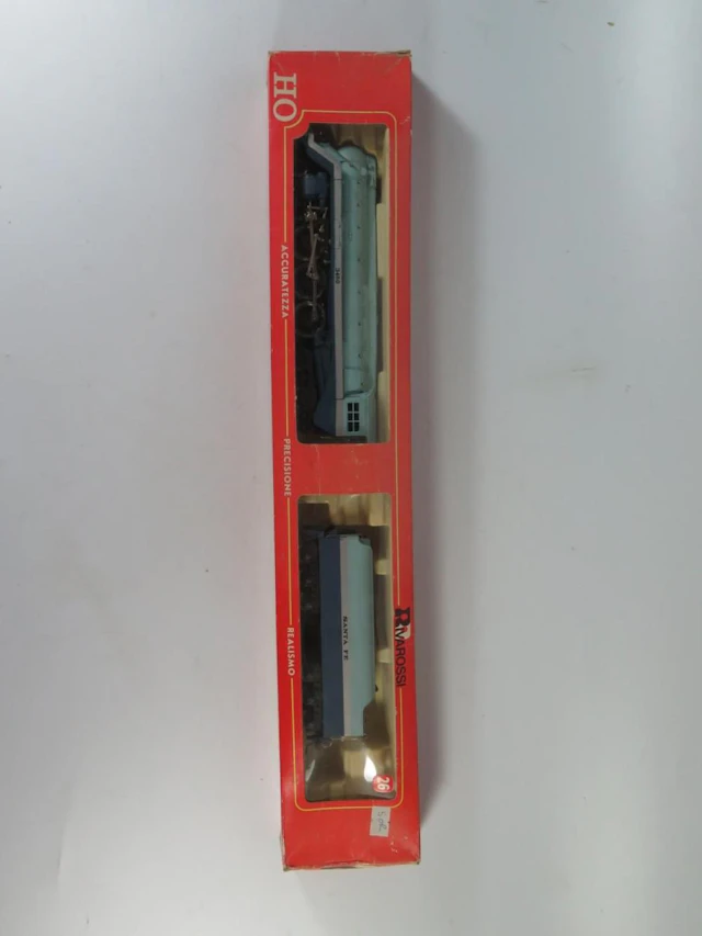 An HO Gauge Rivarossi 1202 4-6-4 Santa Fe