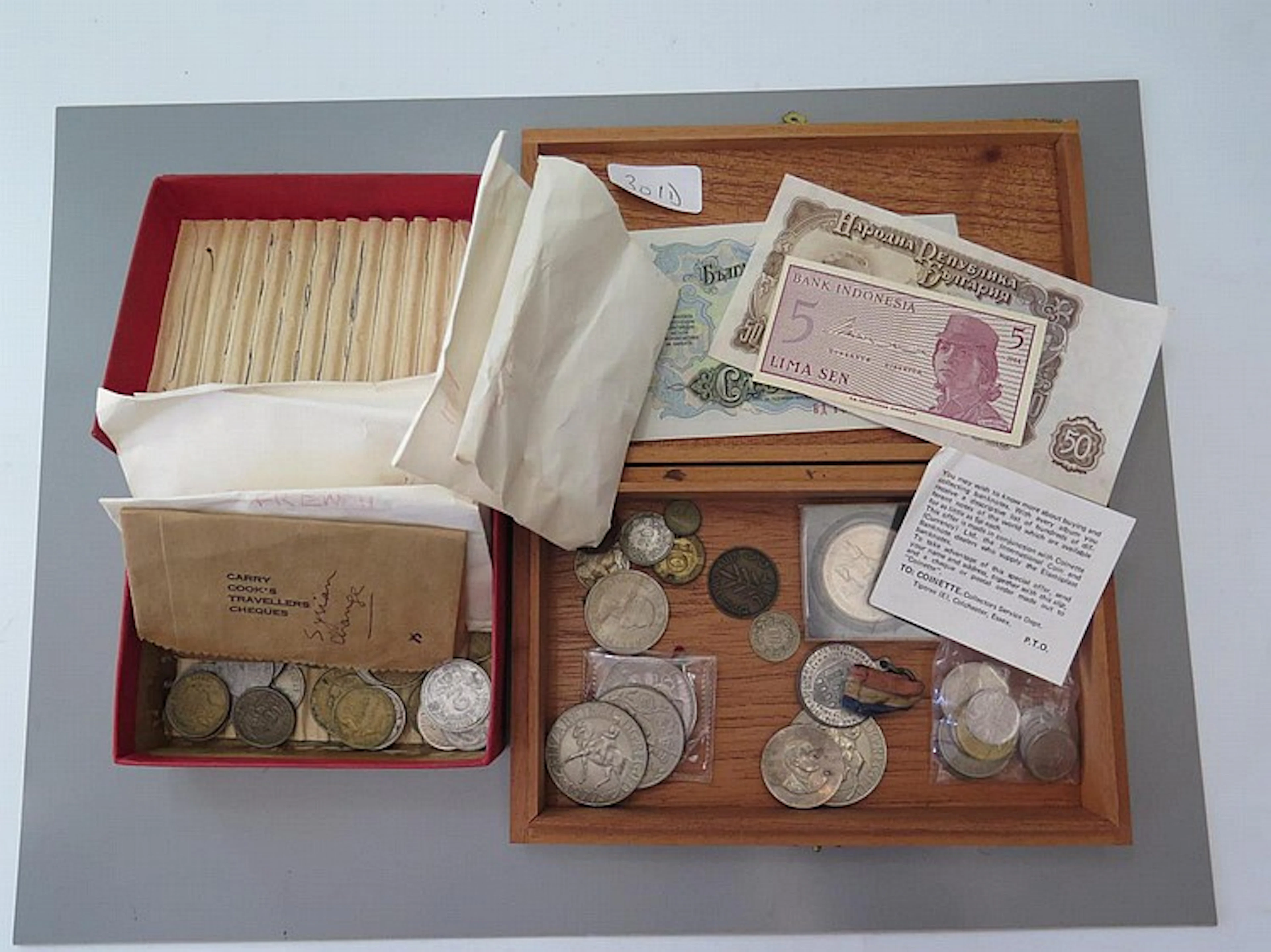 A Collection of World Coins and Notes including France