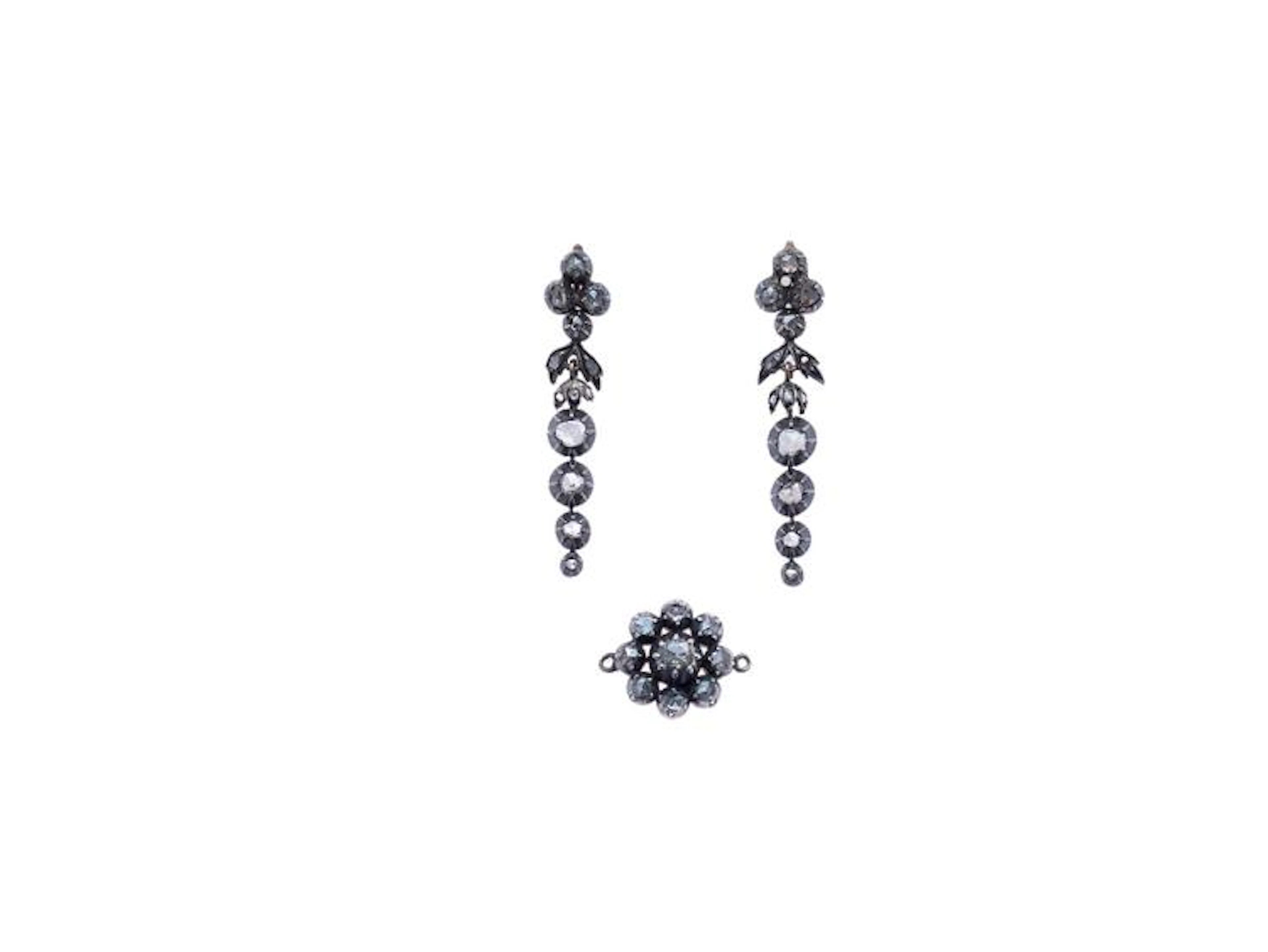 Lot, Pair Of Earrings And Pendant