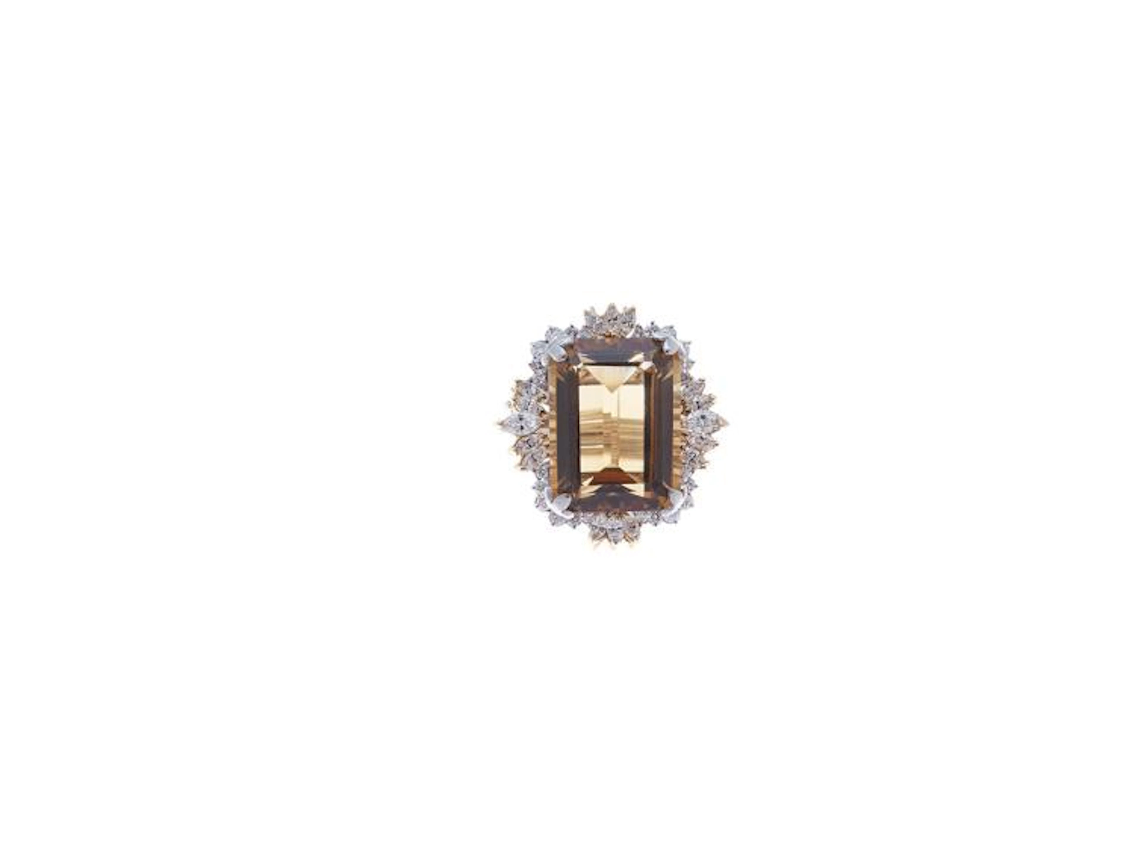 White And Yellow Gold 18K Ring With Topaz And Diamonds
