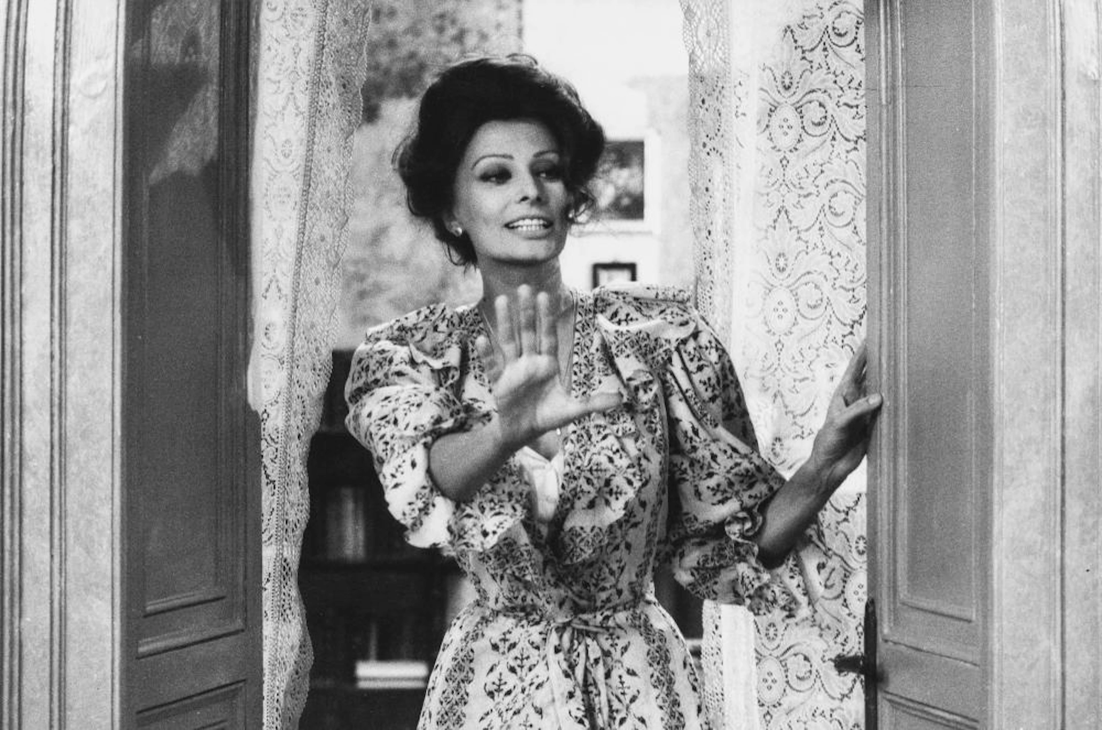 Tazio Secchiaroli (1925-1998) - Sophia Loren in "The trip", 1974