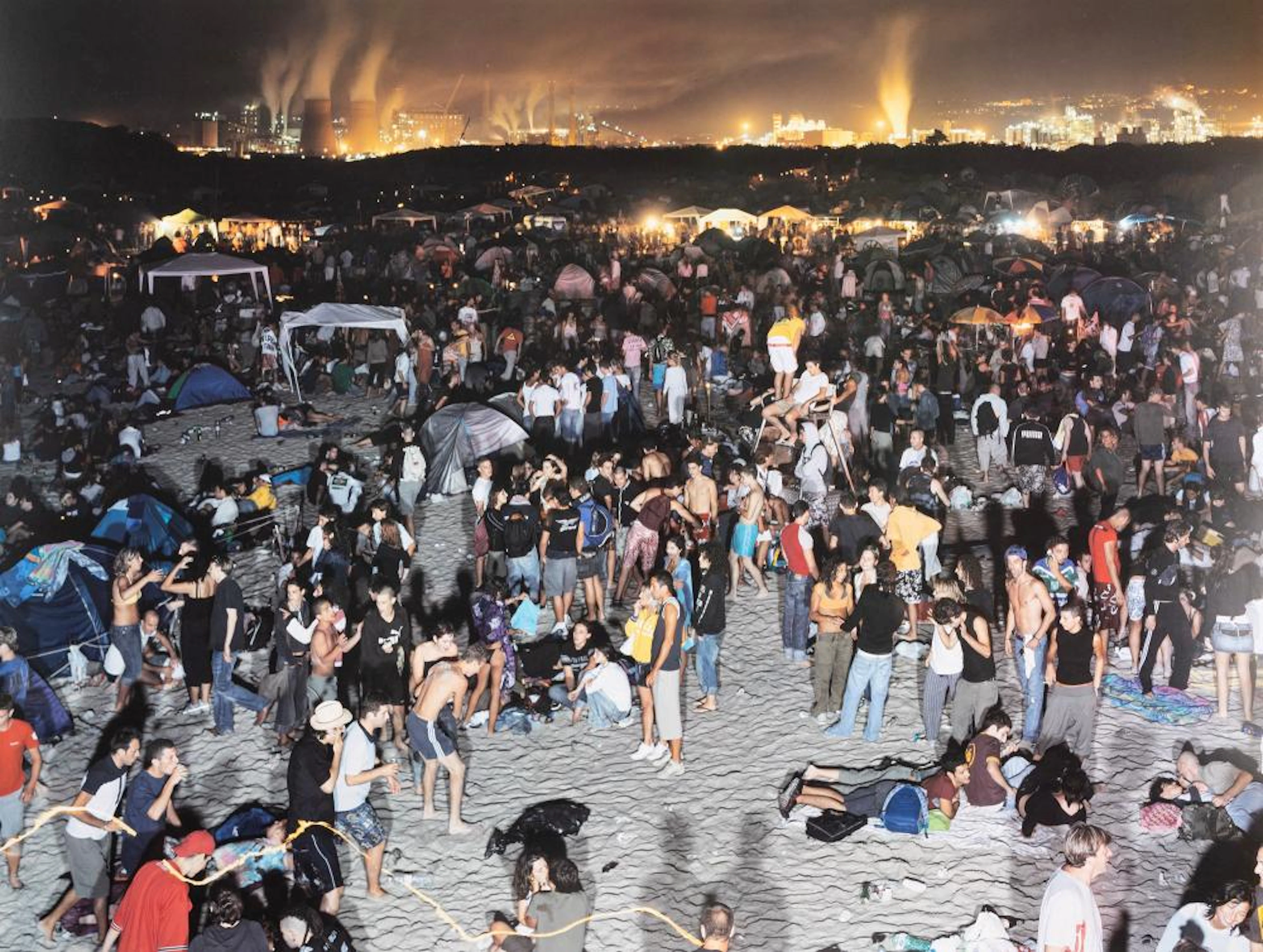 Massimo Vitali (1944) - Rosignano by night