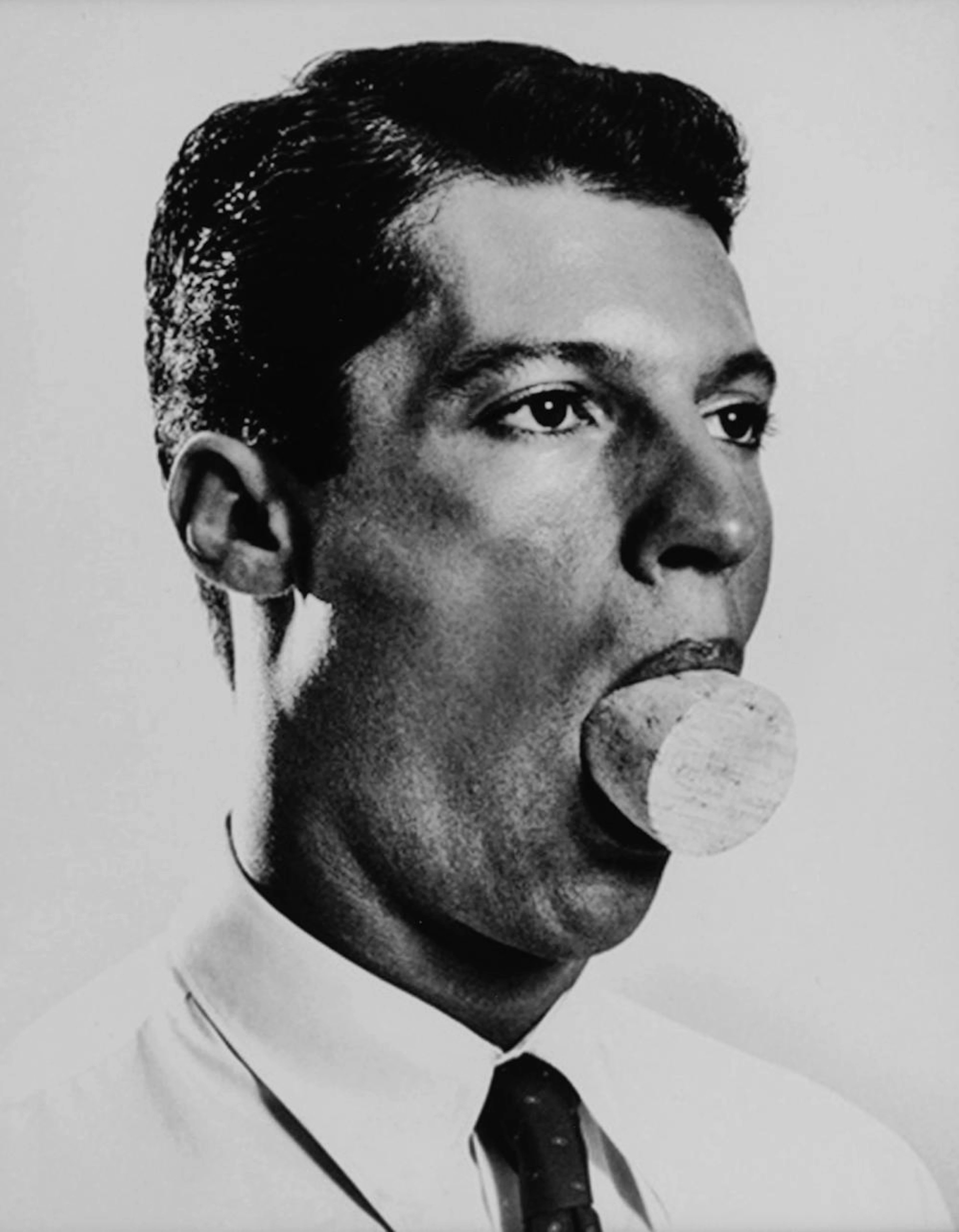 Maurizio Cattelan (Padova 1960) - Untitled, 2000