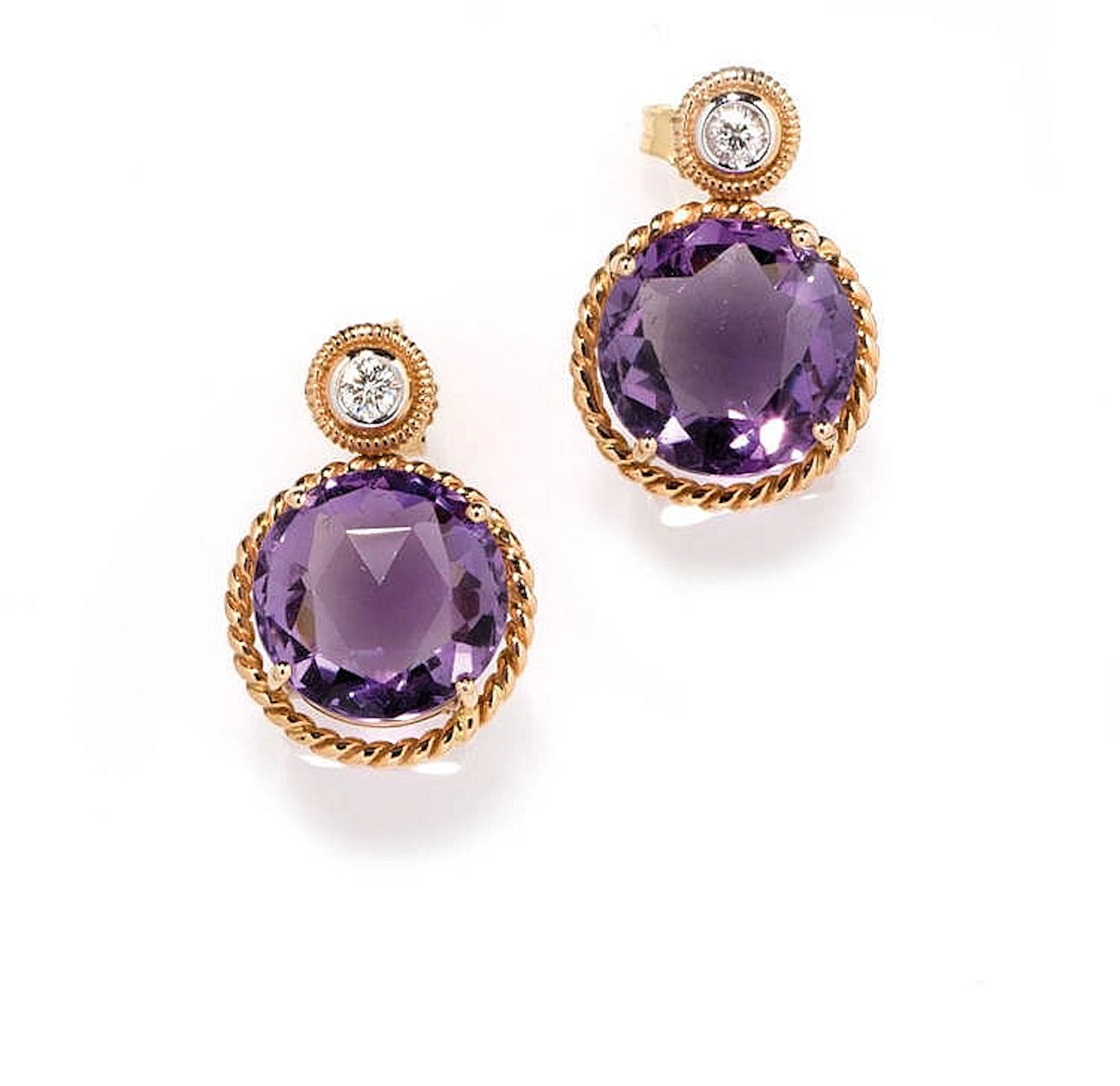 YELLOW GOLD, AMETHYSTS AND DIAMONDS EARRINGS