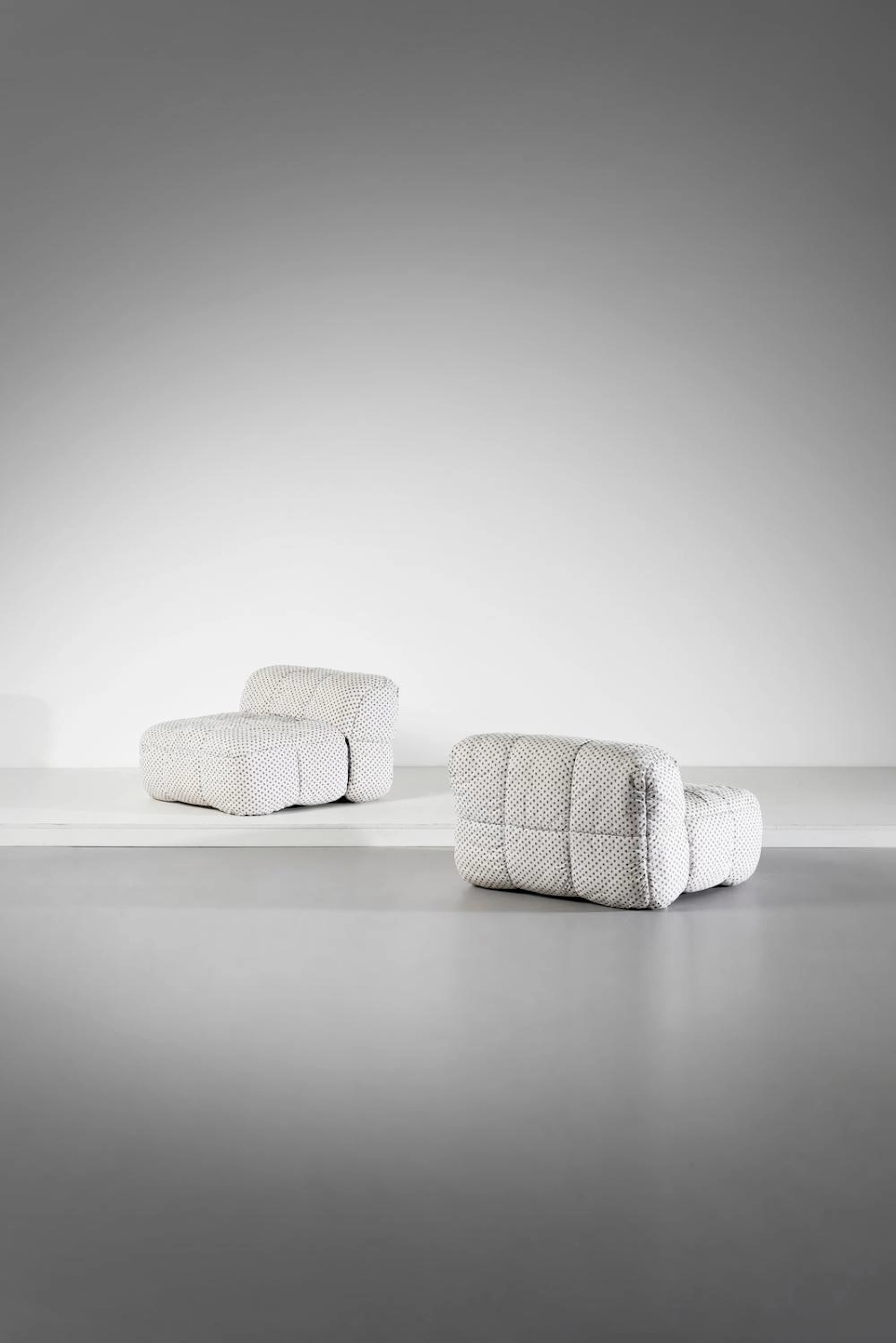 BOERI CINI (1924 - 2020) Pair of Strips armchairs for Arflex