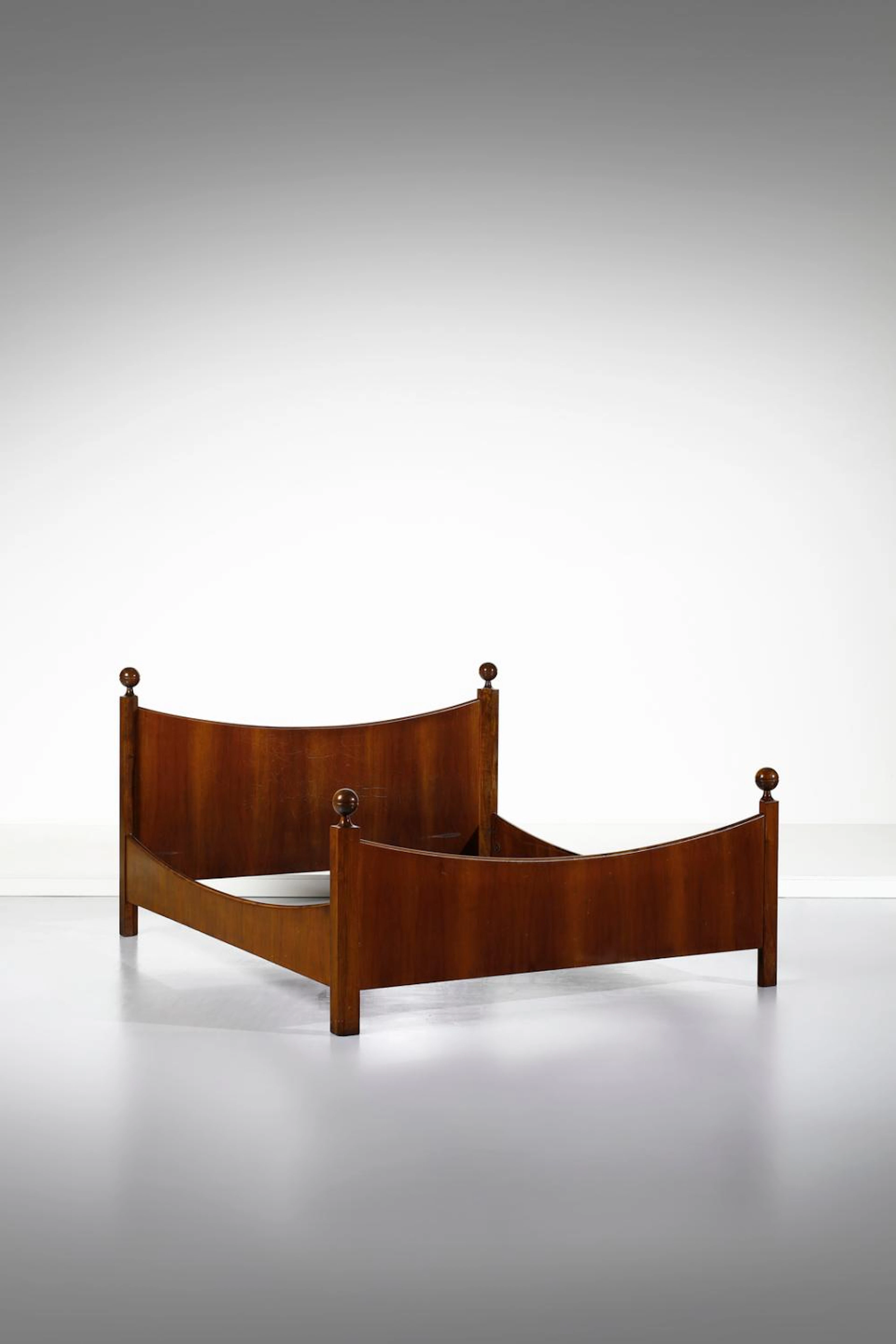 CACCIA DOMINIONI LUIGI (1913 - 2016) - in the style of. Chesa Laria double bed