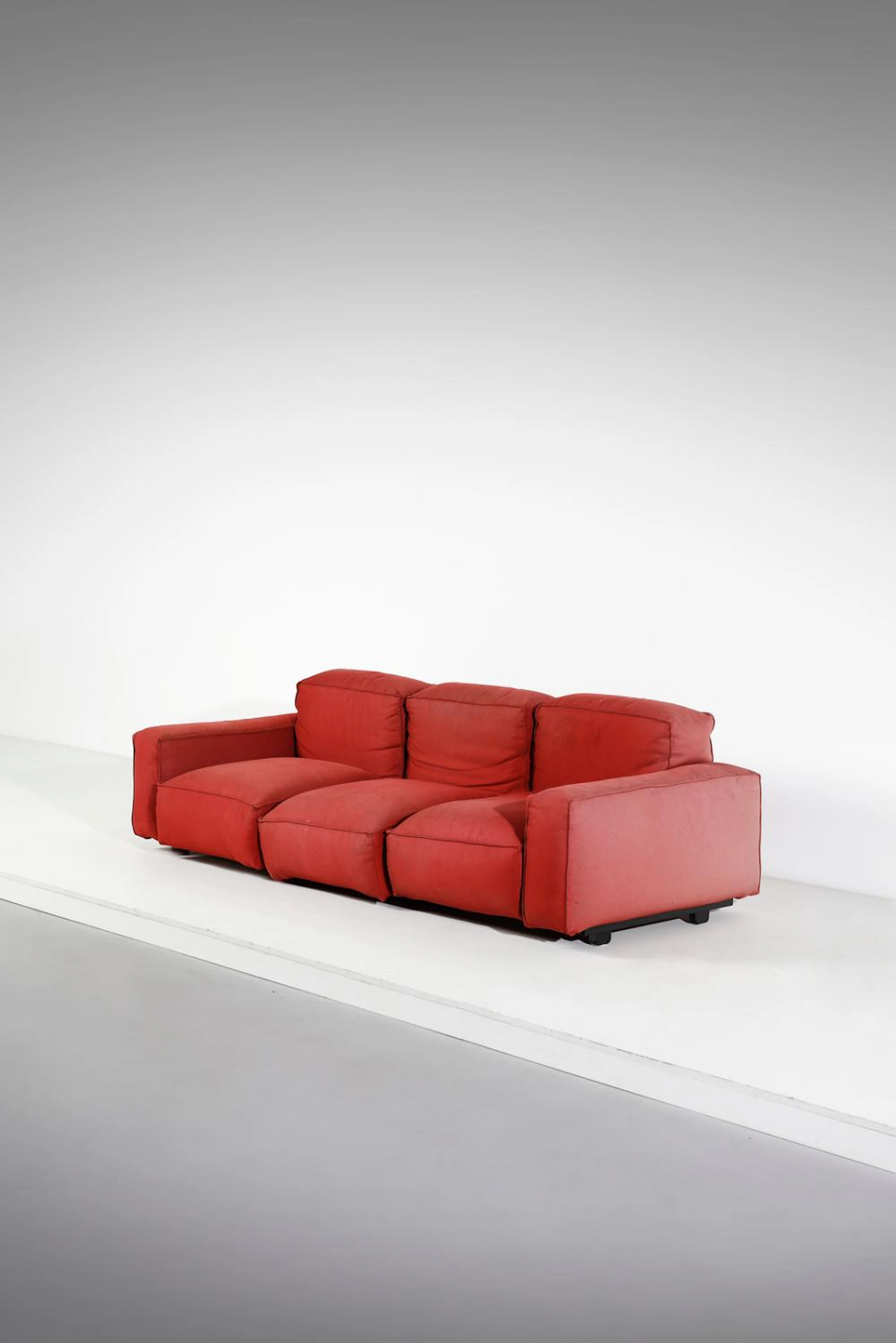 MARENCO MARIO (1933 - 2018) Three seater Marechiaro sofa for Arflex