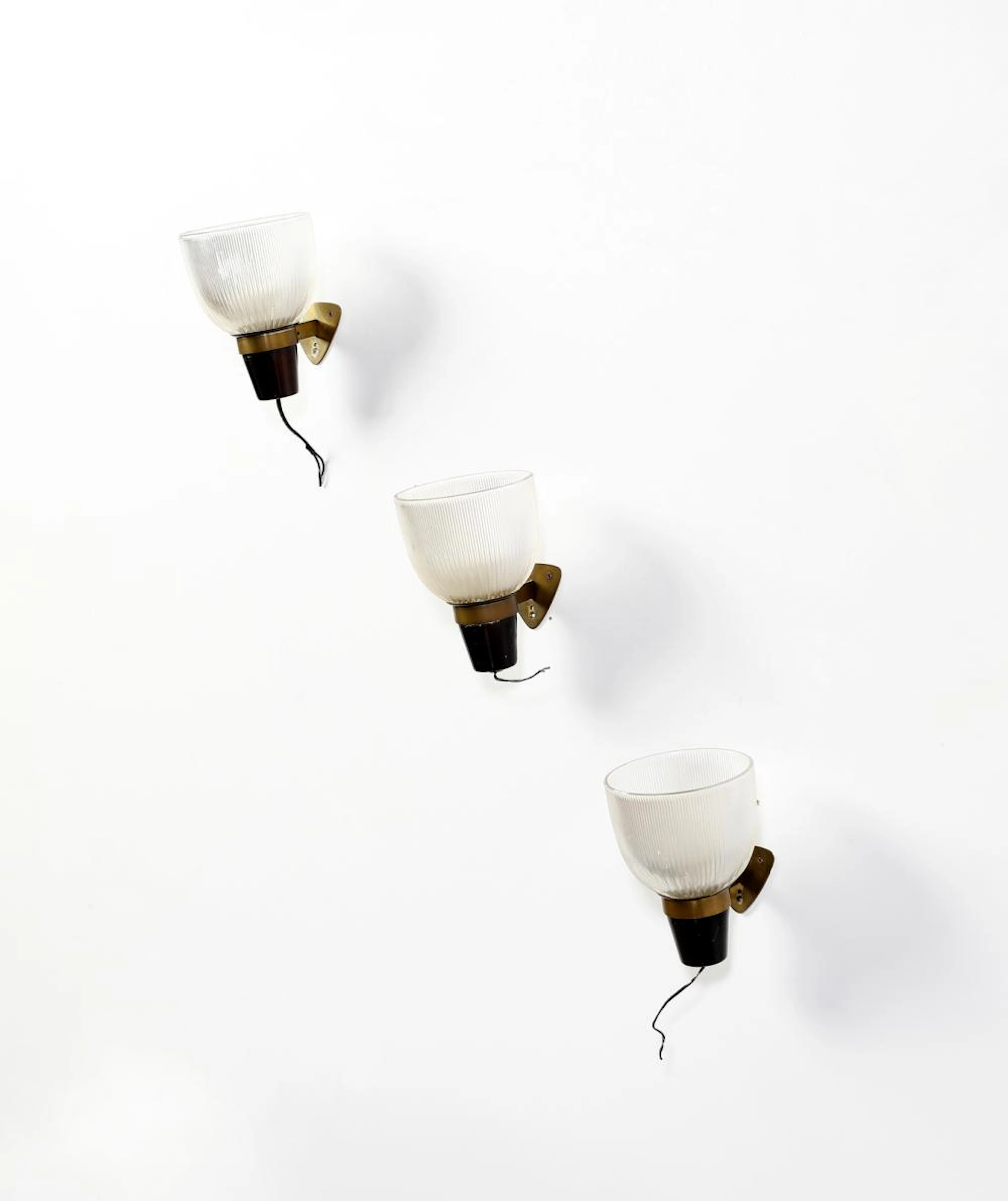 GARDELLA IGNAZIO (1905 - 1999) Three LP5 wall lamps for Azucena