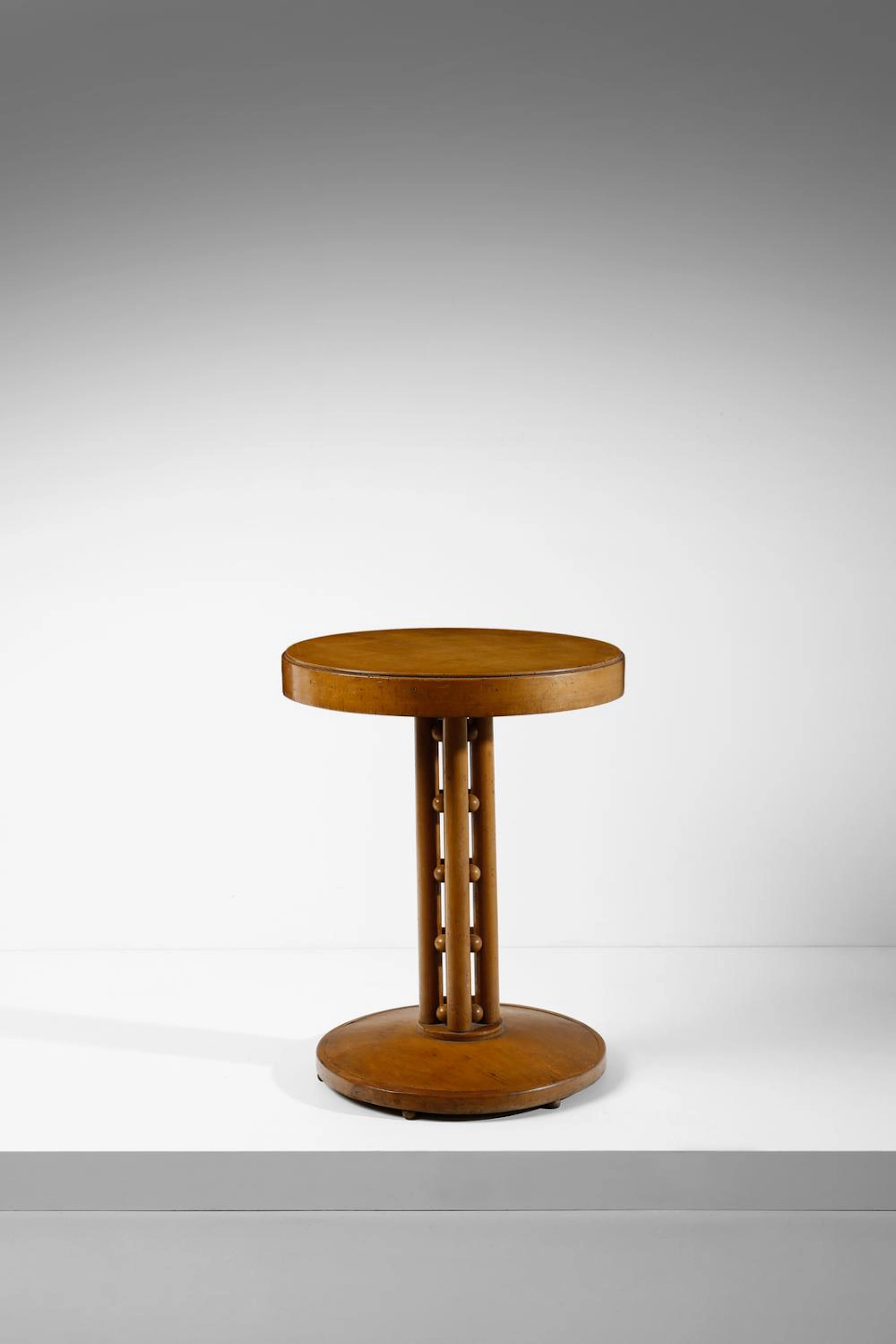 HOFFMANN JOSEF (1870 - 1956) Five ball table