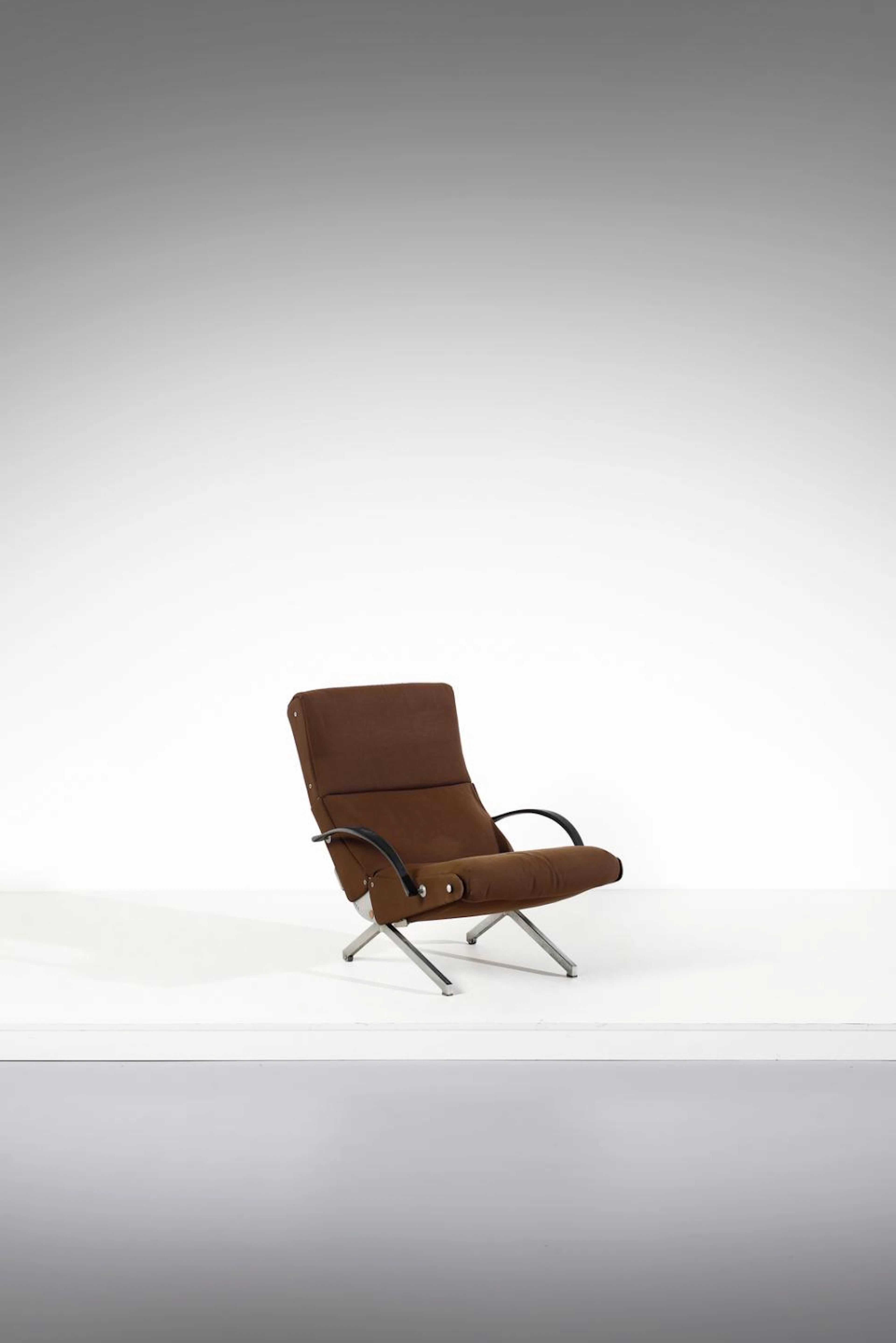 BORSANI OSVALDO (1911 - 1985) - P40 armchair for Tecno, Varedo