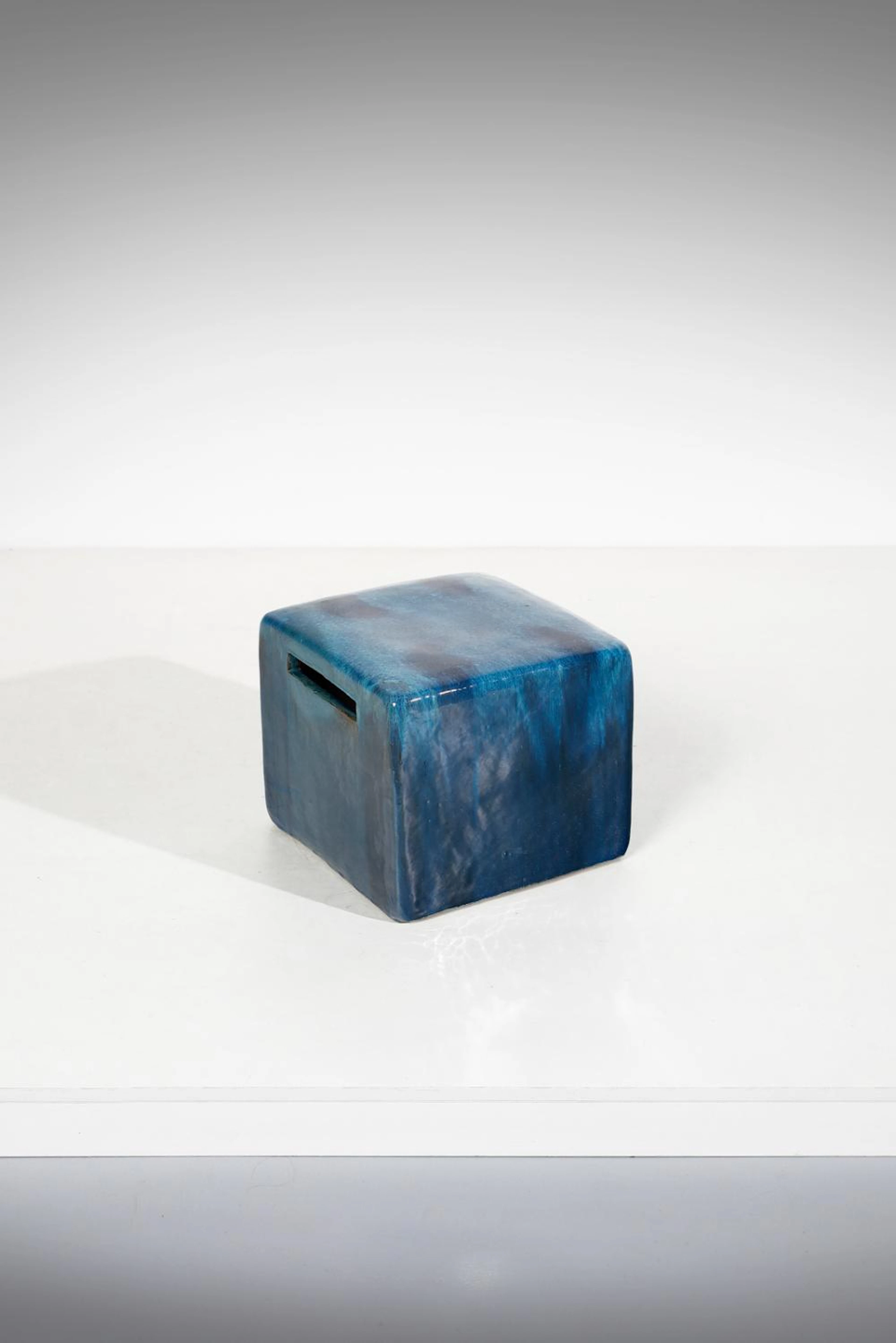 AVONE PAOLA (n. 1950) - In/Out coffee table-stool for Gervasoni
