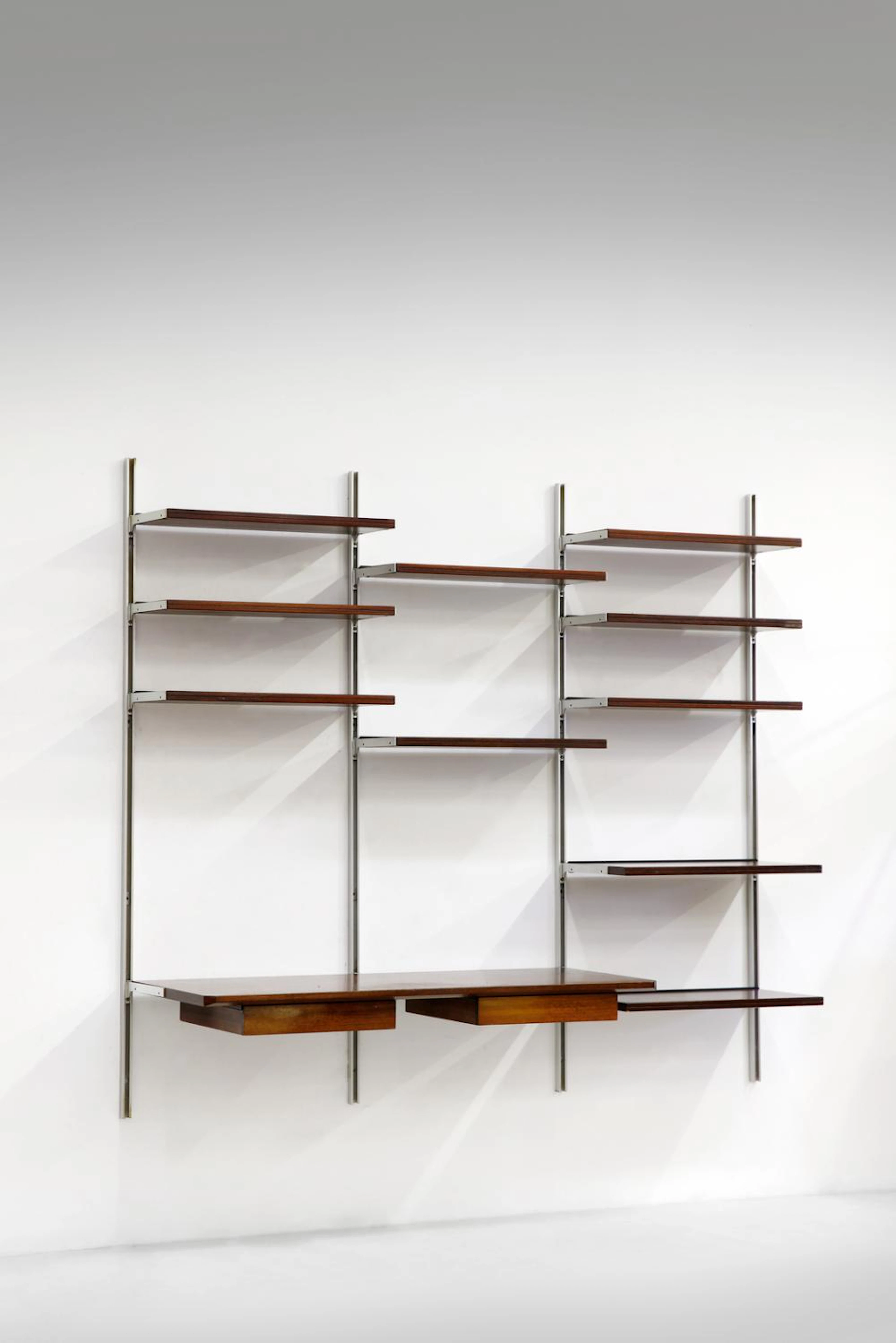BORSANI OSVALDO (1911 - 1985) - E22 bookcase for Tecno, Varedo