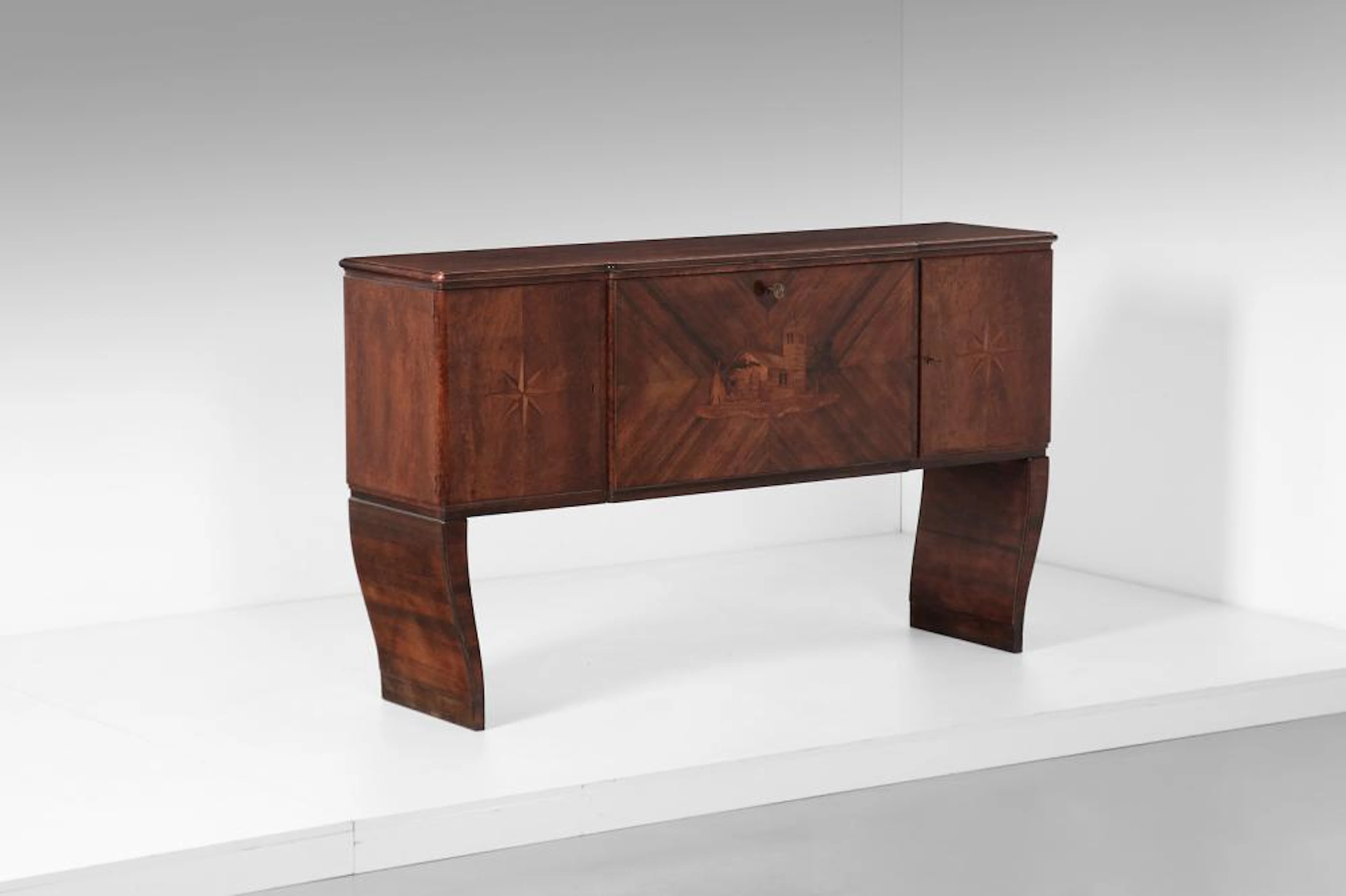 BUZZI TOMASO (1900 - 1981) Sideabord made by Francesco Ferrario cabinetry, Mila