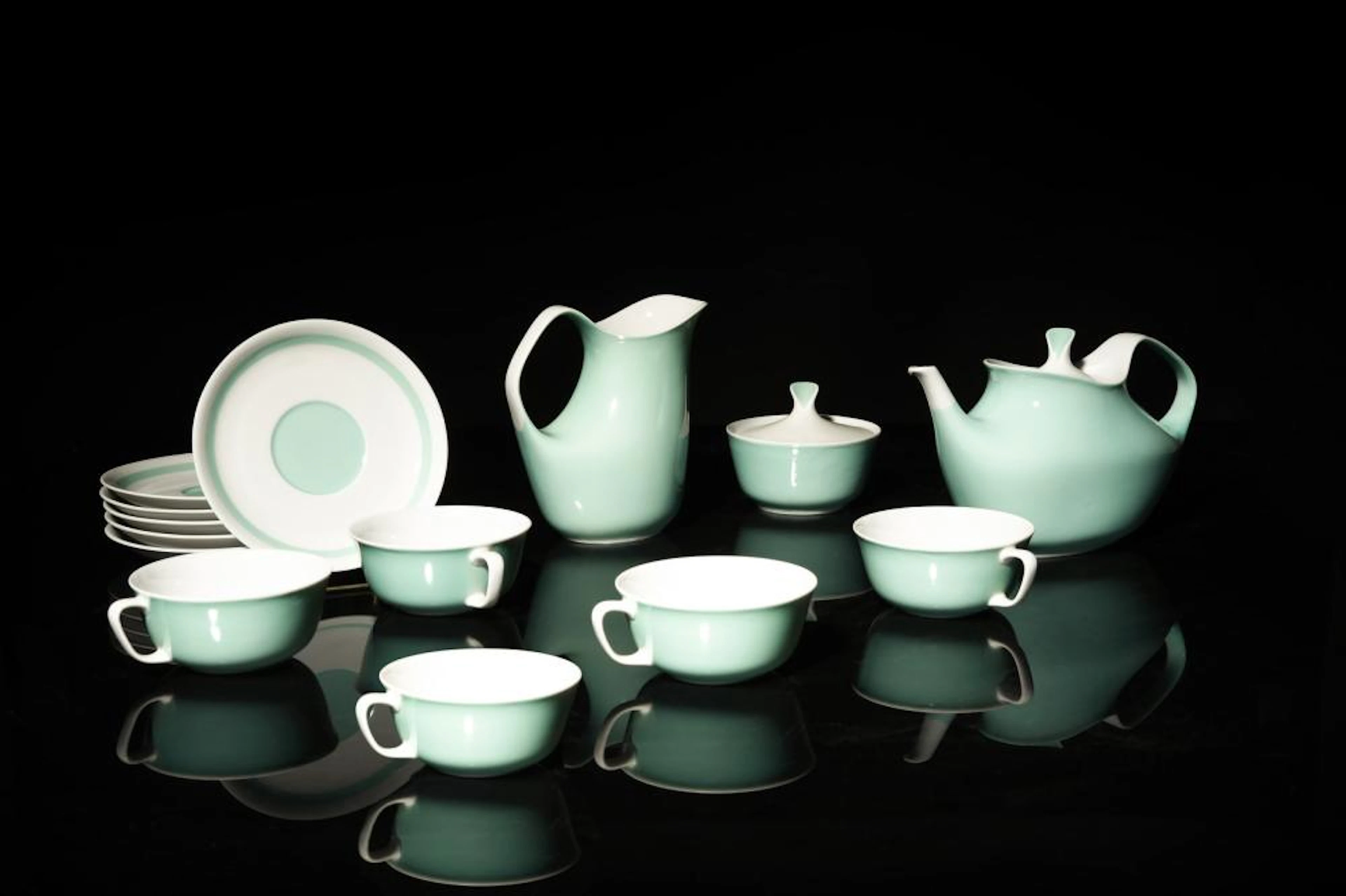 GARIBOLDI GIOVANNI (1908 - 1971) Tea set consisting of five cups with saucers