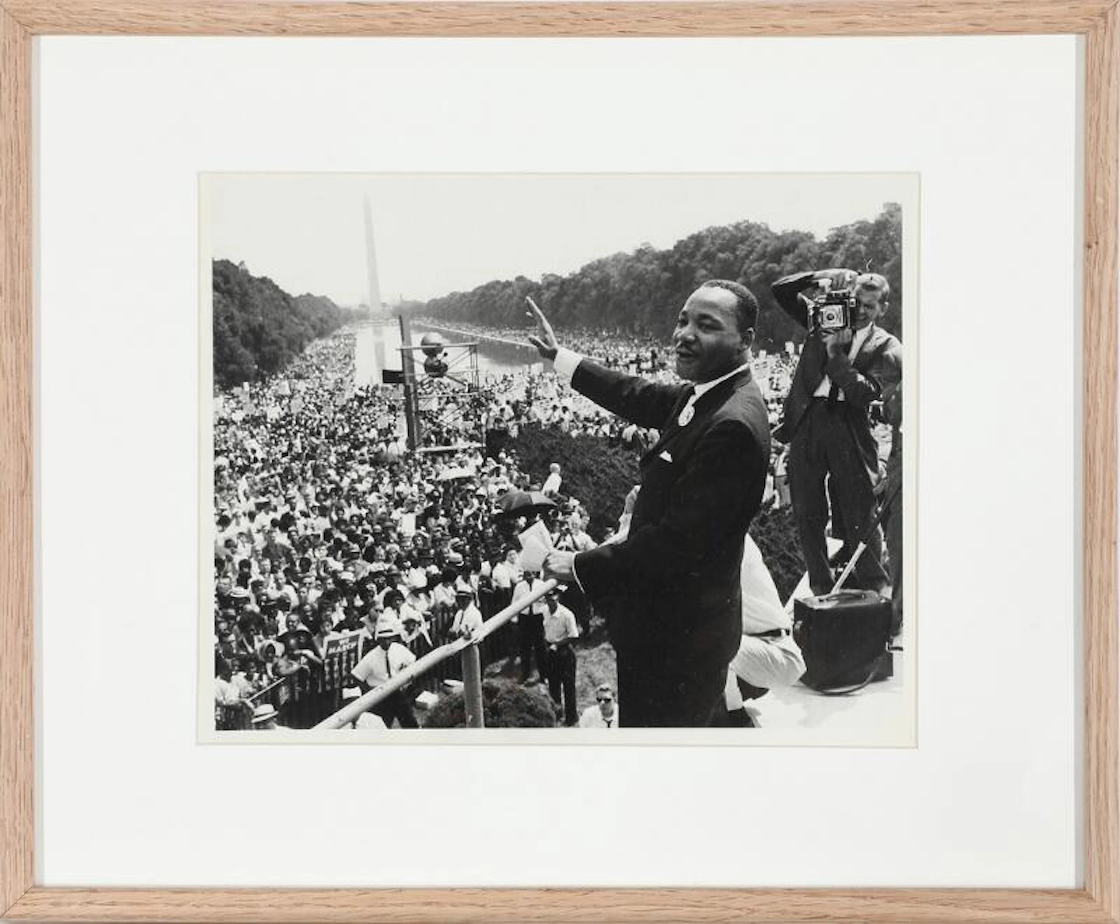 An original b/w gelatin silver press photograph of the...