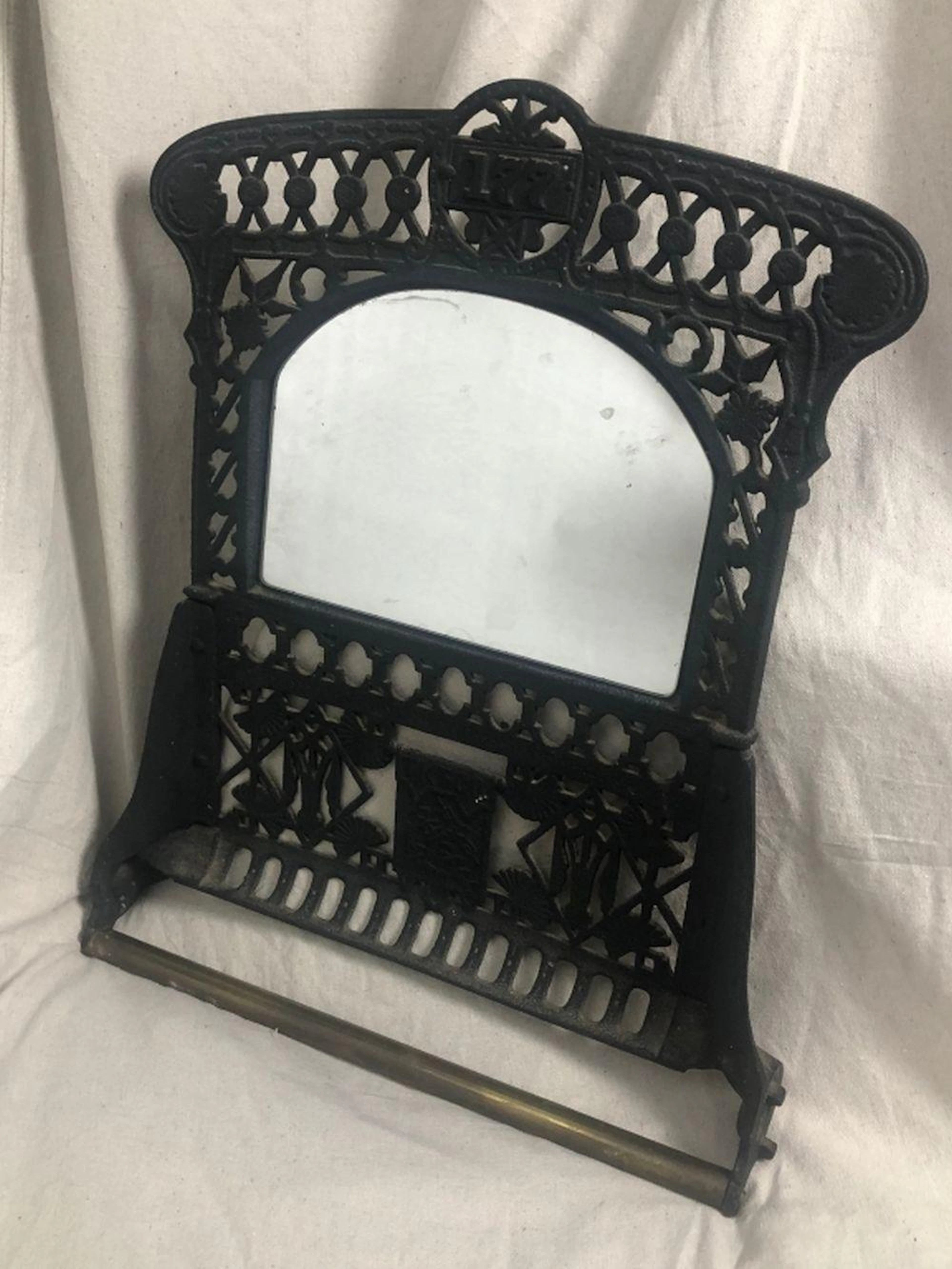 Unique Steampunk Black Iron Hanging Mirror Rack