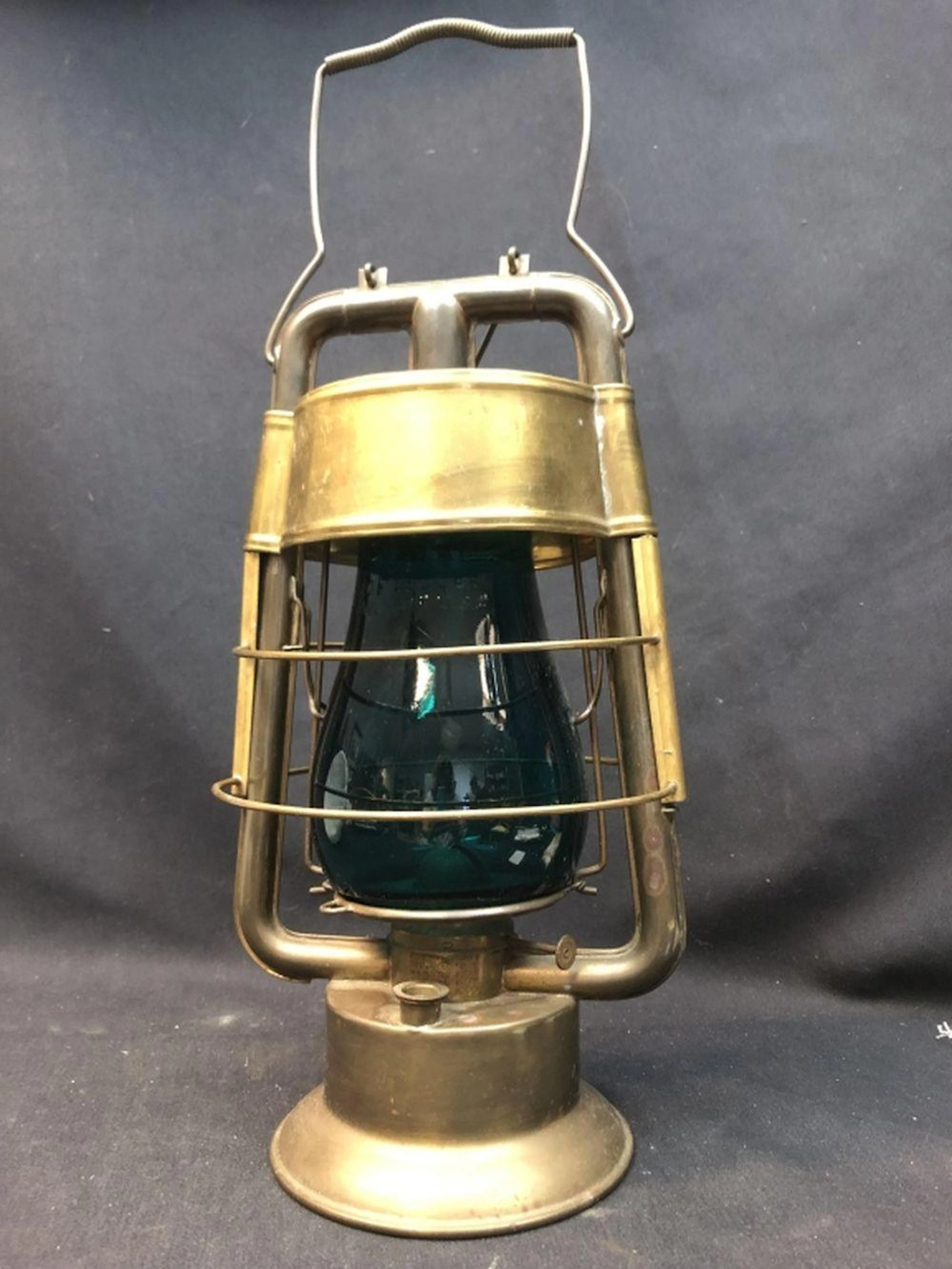 Rare DietzKingFiremanBrass LanternUnusualTealGlobe