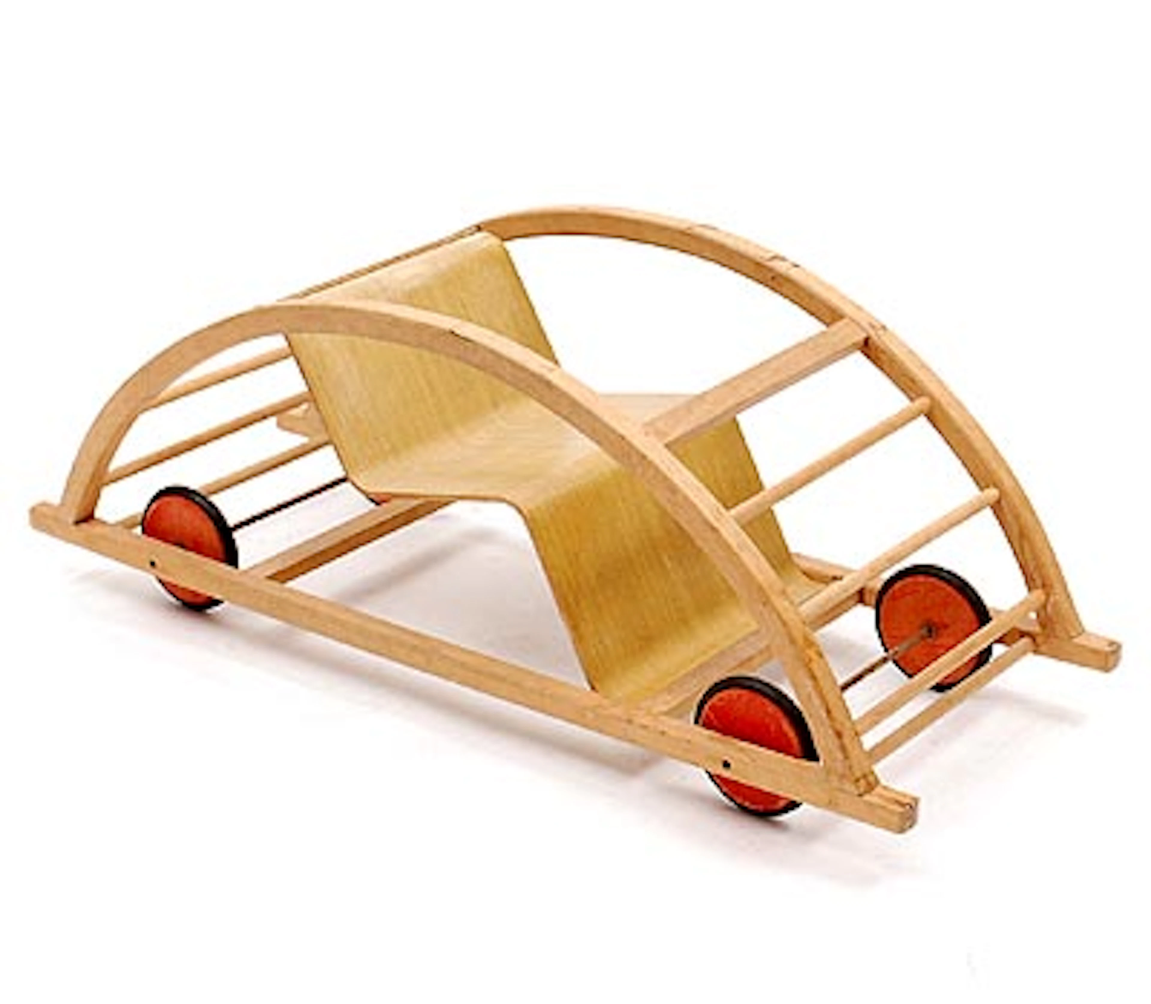 Mart Stam: Swing-car, executed in plywood