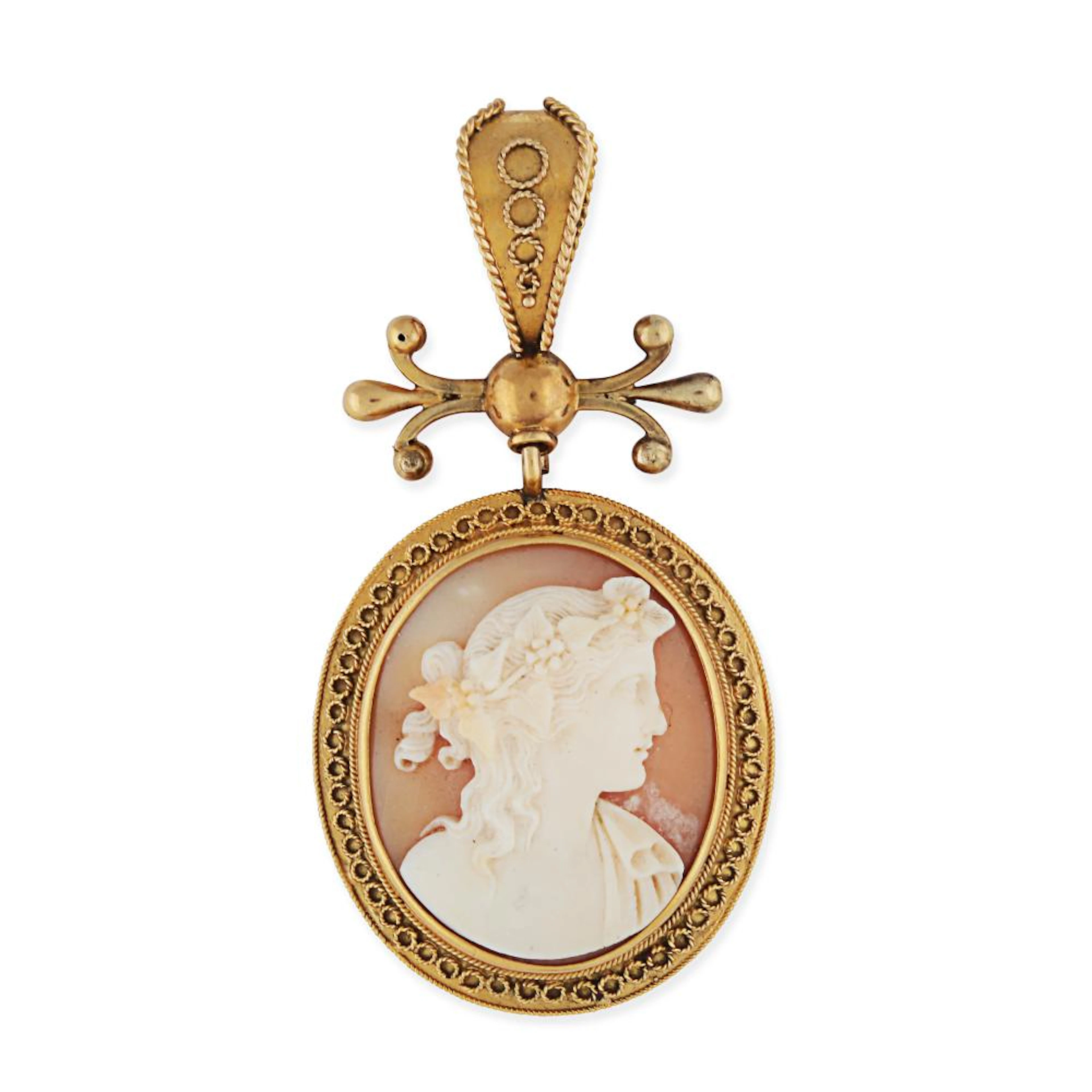 AN ANTIQUE SHELL CAMEO PENDANT
