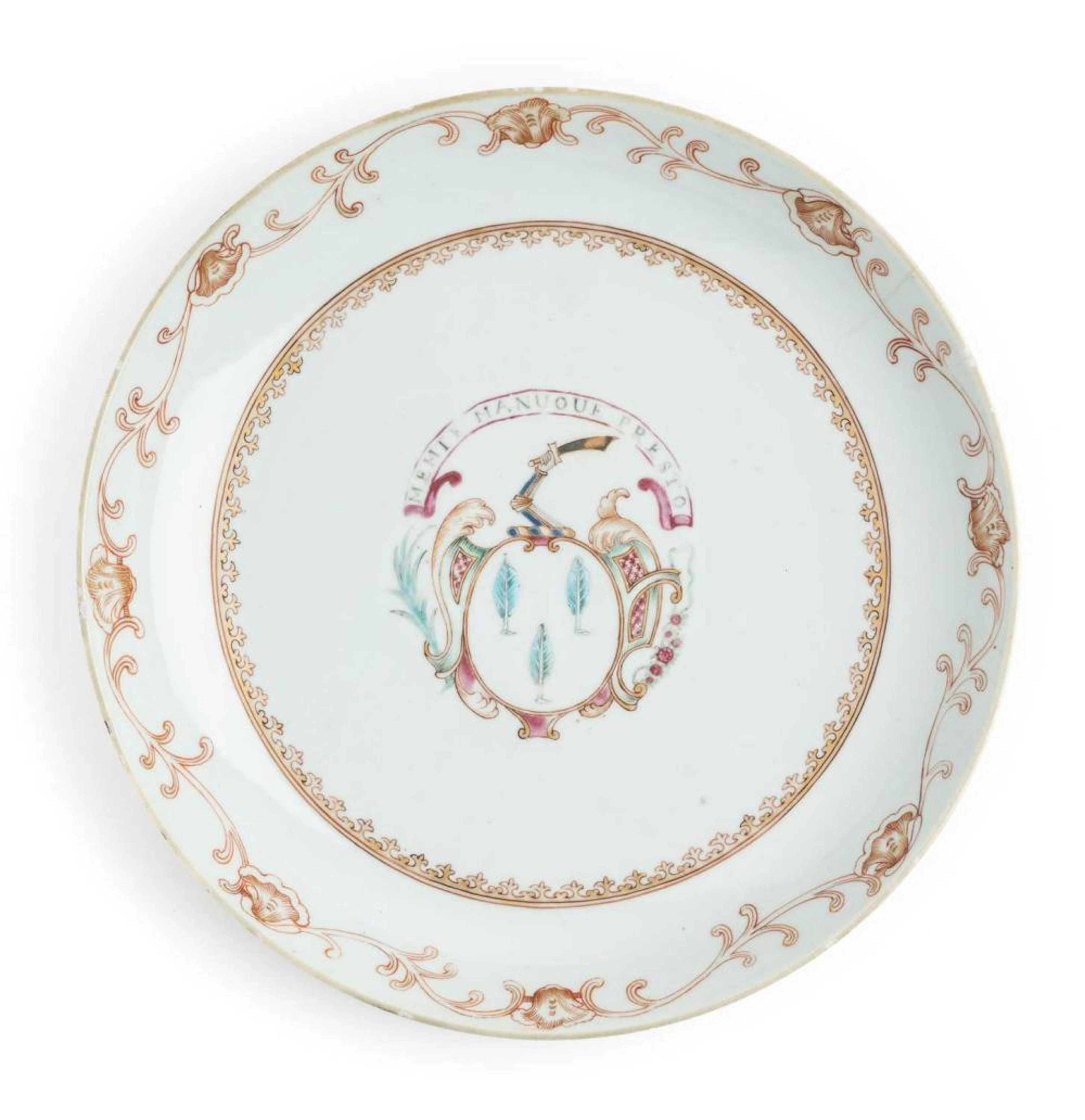 A CHINESE EXPORT ARMORIAL DEEP DISH, QIANLONG PERIOD, CIRCA 1775