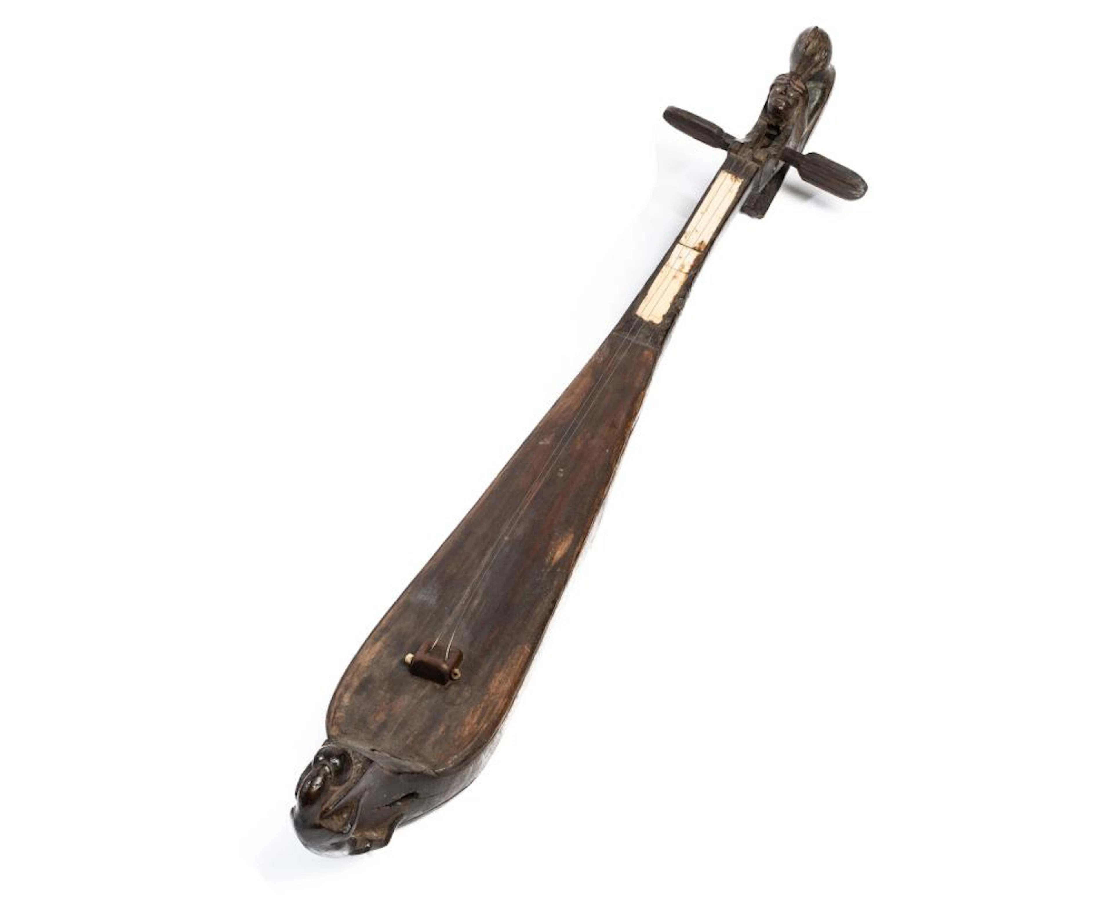 ??A BATAK LUTE (HASAPI), NORTHERN SUMATRA, 19TH / 20TH CENTURY