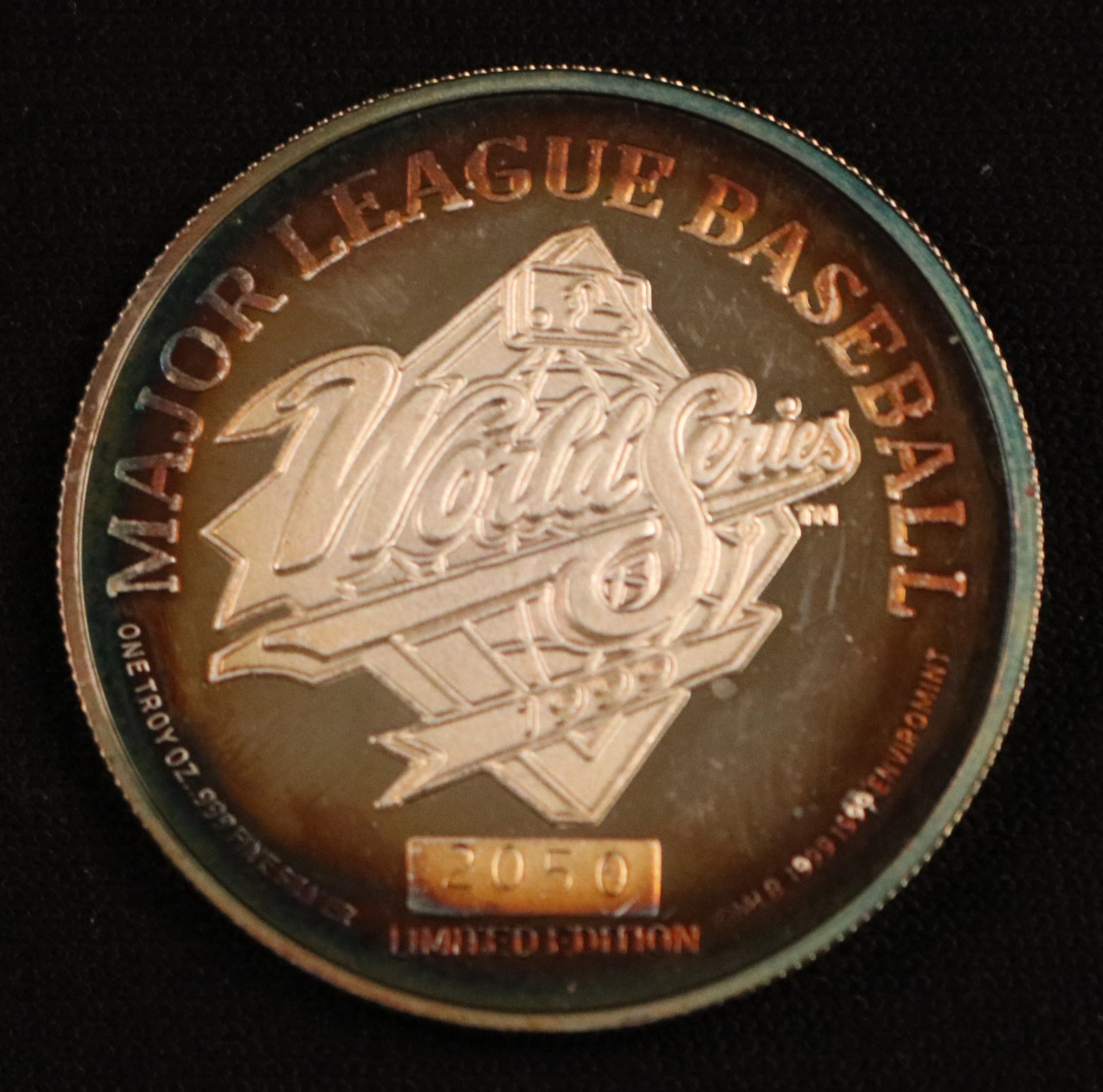 Limited Edition 1999 New York Yankees World Series One Troy Ounce Silver Coin