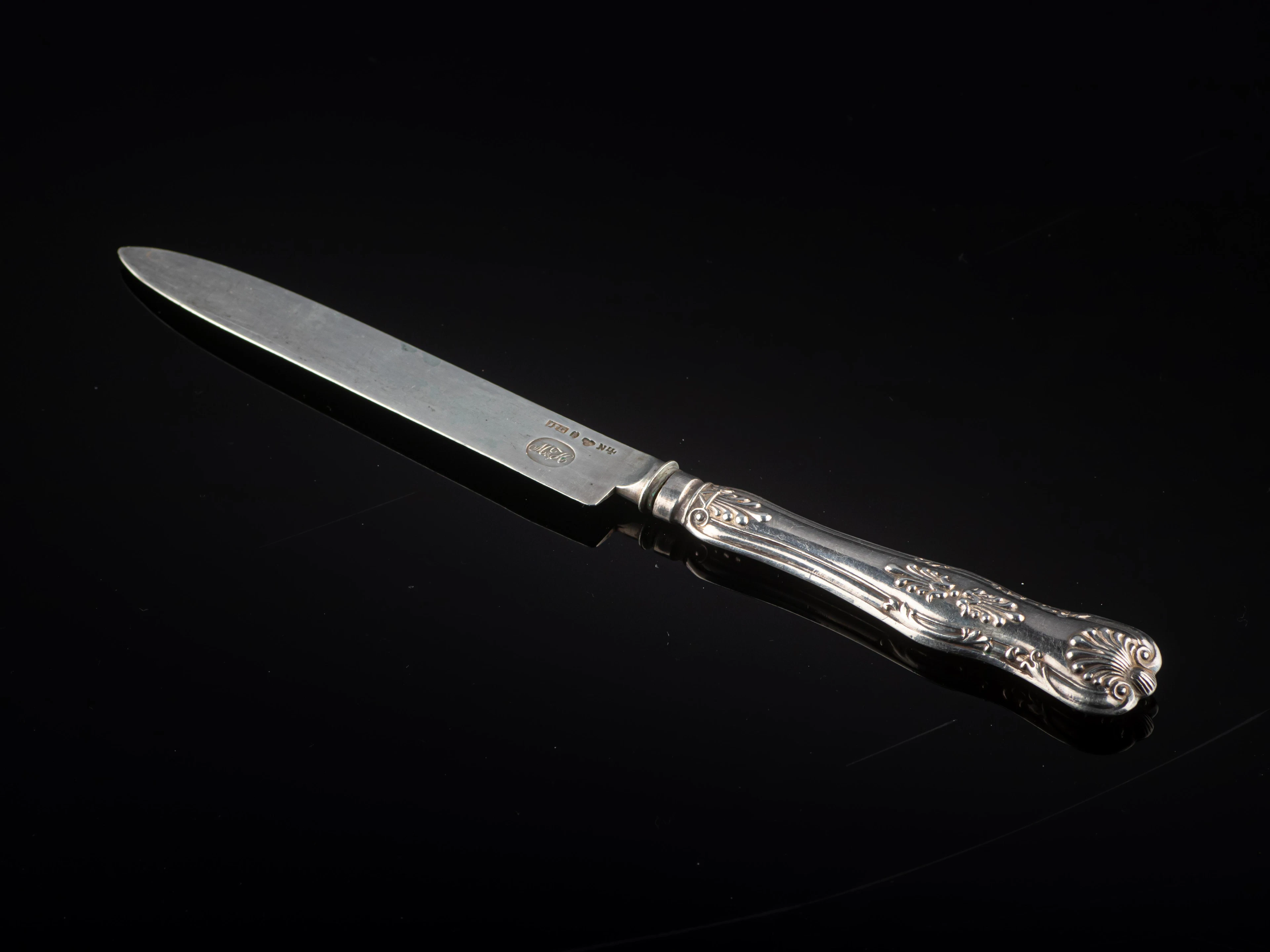 SILVERKNIVAR, 13 st varav 9 st gjorda av Johan Petter Grönwall, 1800-tal