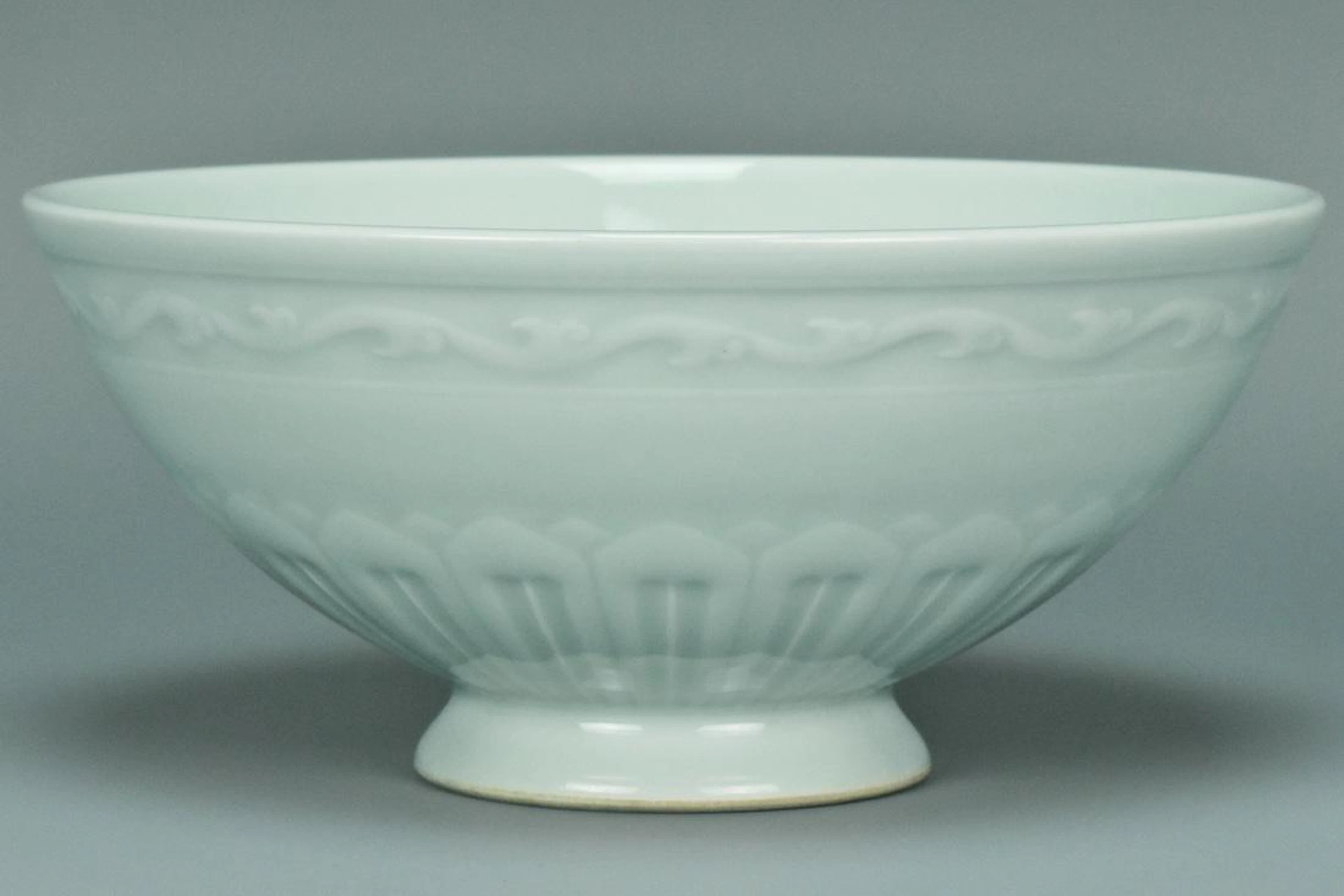 A large qing bowl yongzheng mark and period