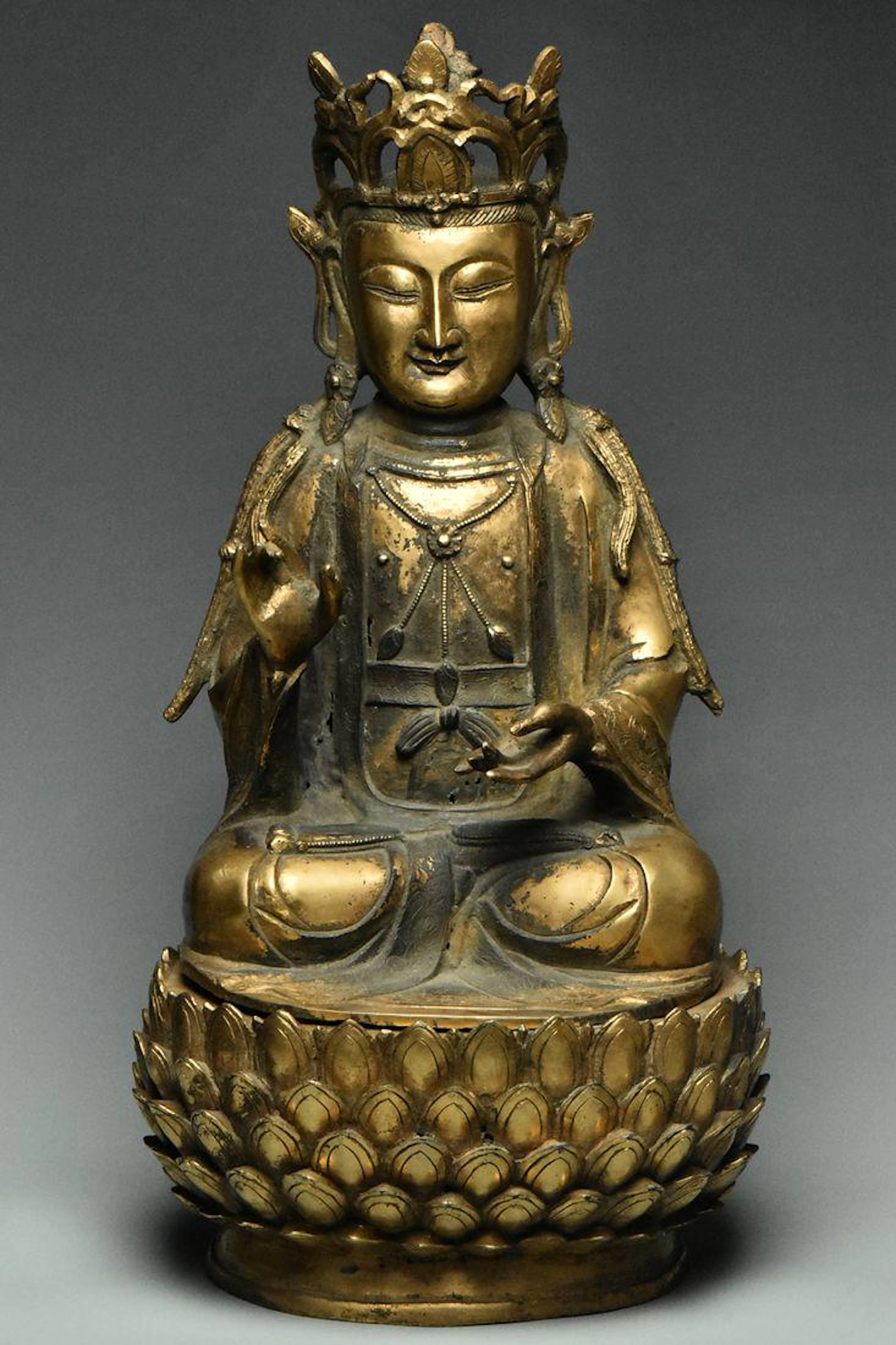 Large ming dynasty gilt bronze figure of guanyin