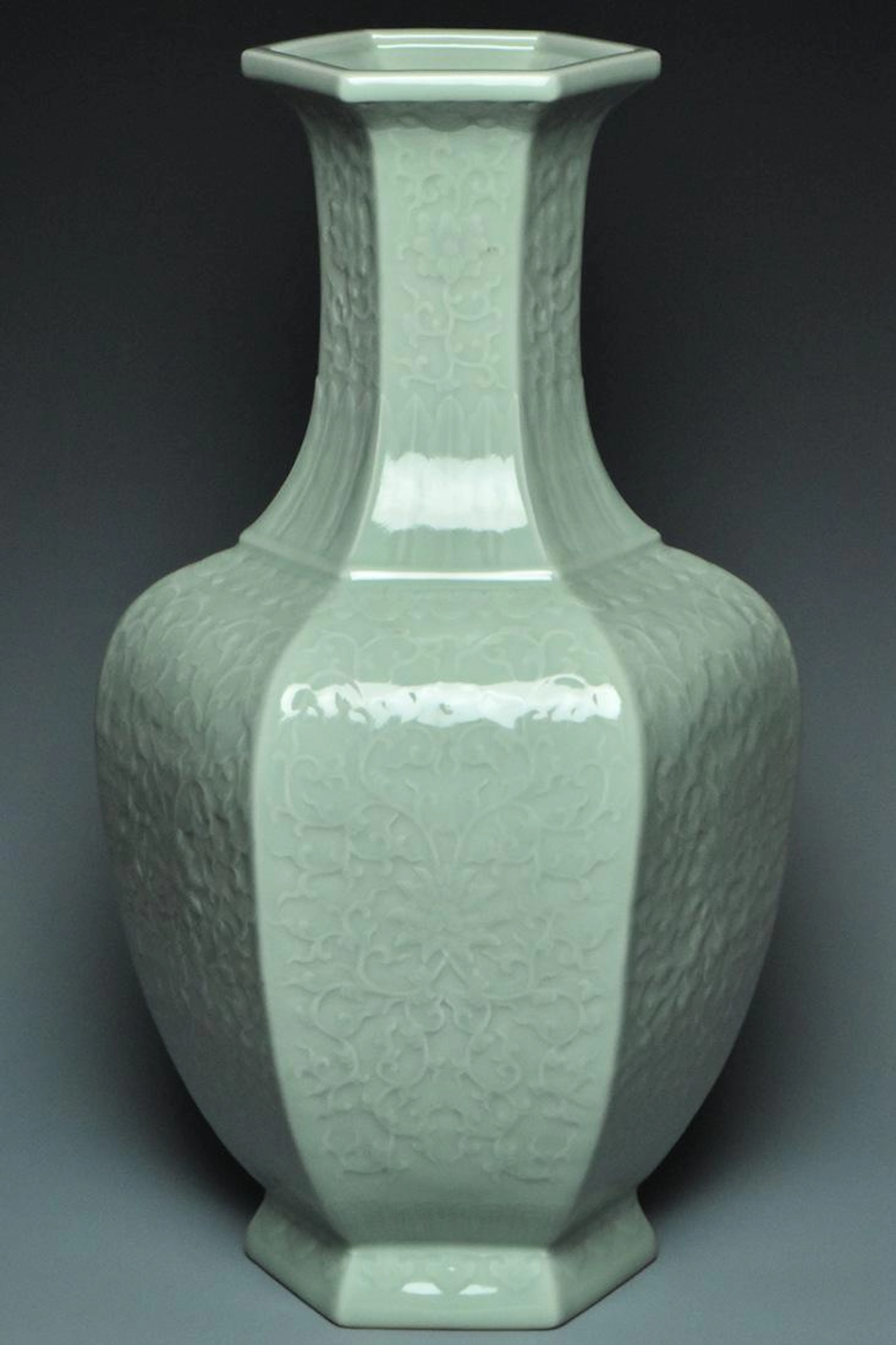 Large qing dynasty vase qianlong mark and period
