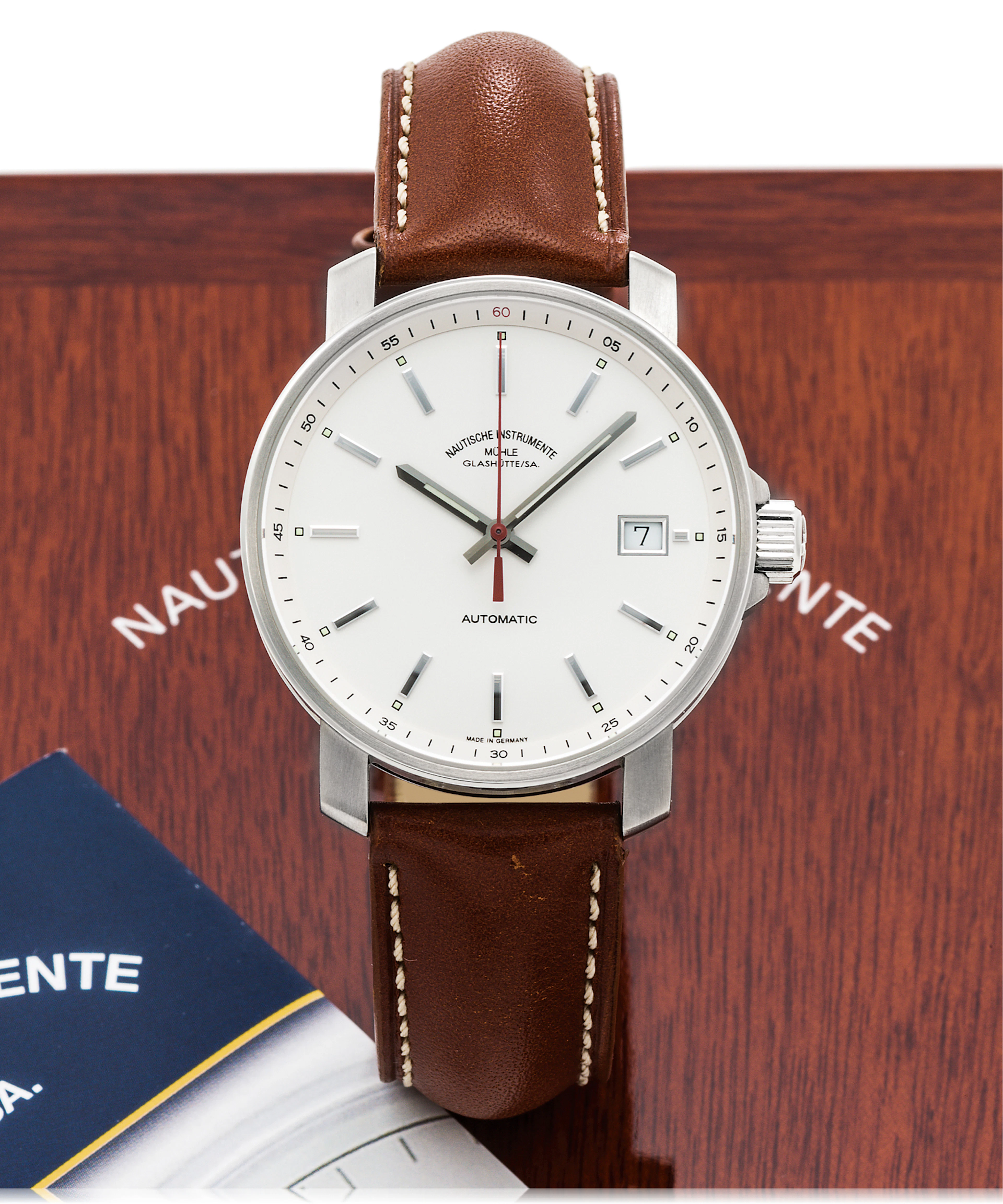 MUHLE-GLASHUTTE REF. M1-25-20 EDELSTAHL STEEL Muhle-Glashütte SA, Germany, No. 2824-2. case No. 561. Made circa 2010. Ref. M1-25-20. Fine, water resistant to 100 m, self-winding, stainless steel wrist