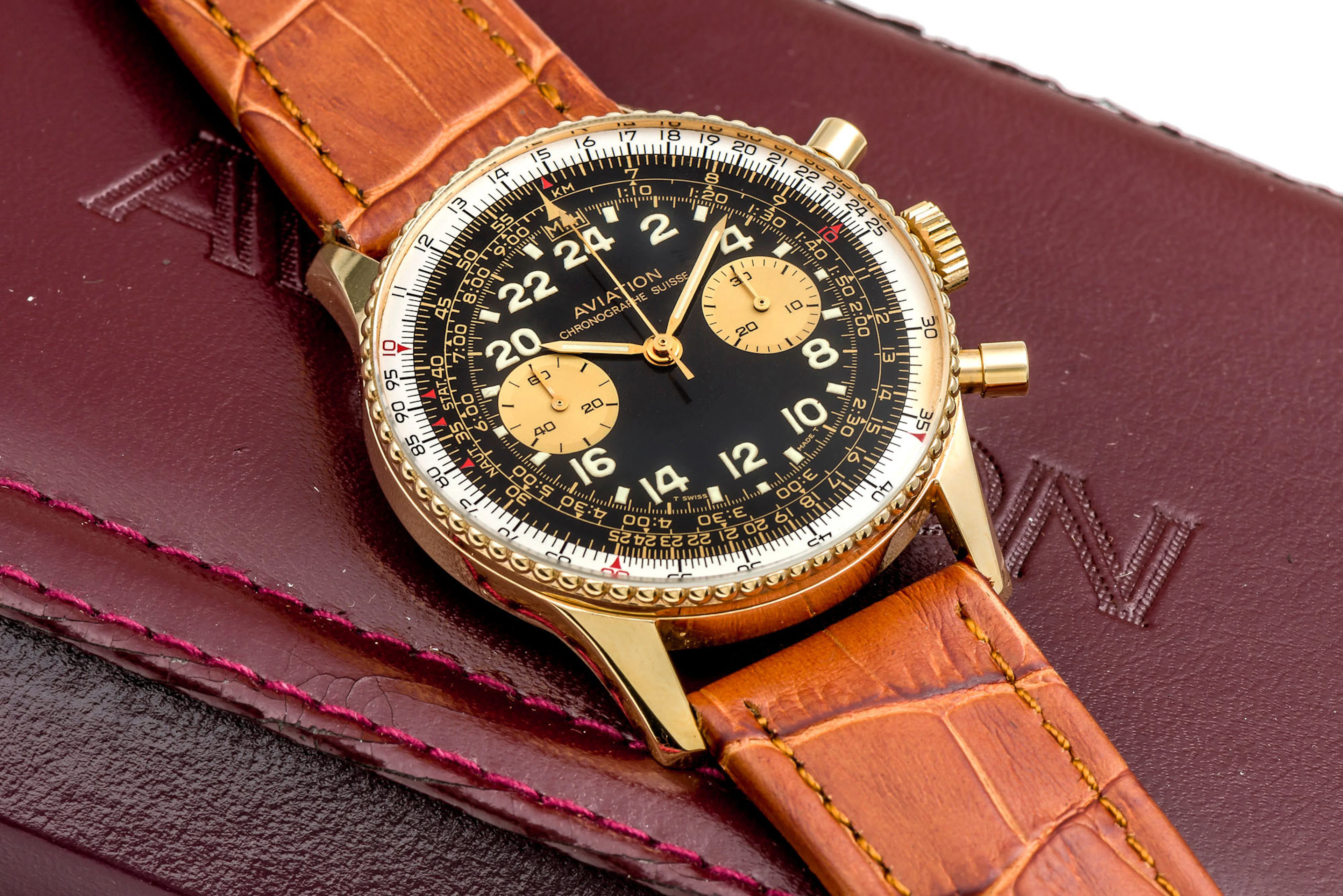 AVIATION, 24-HOUR CHRONOGRAPH, YELLOW GOLD, NEW OLD STOCK