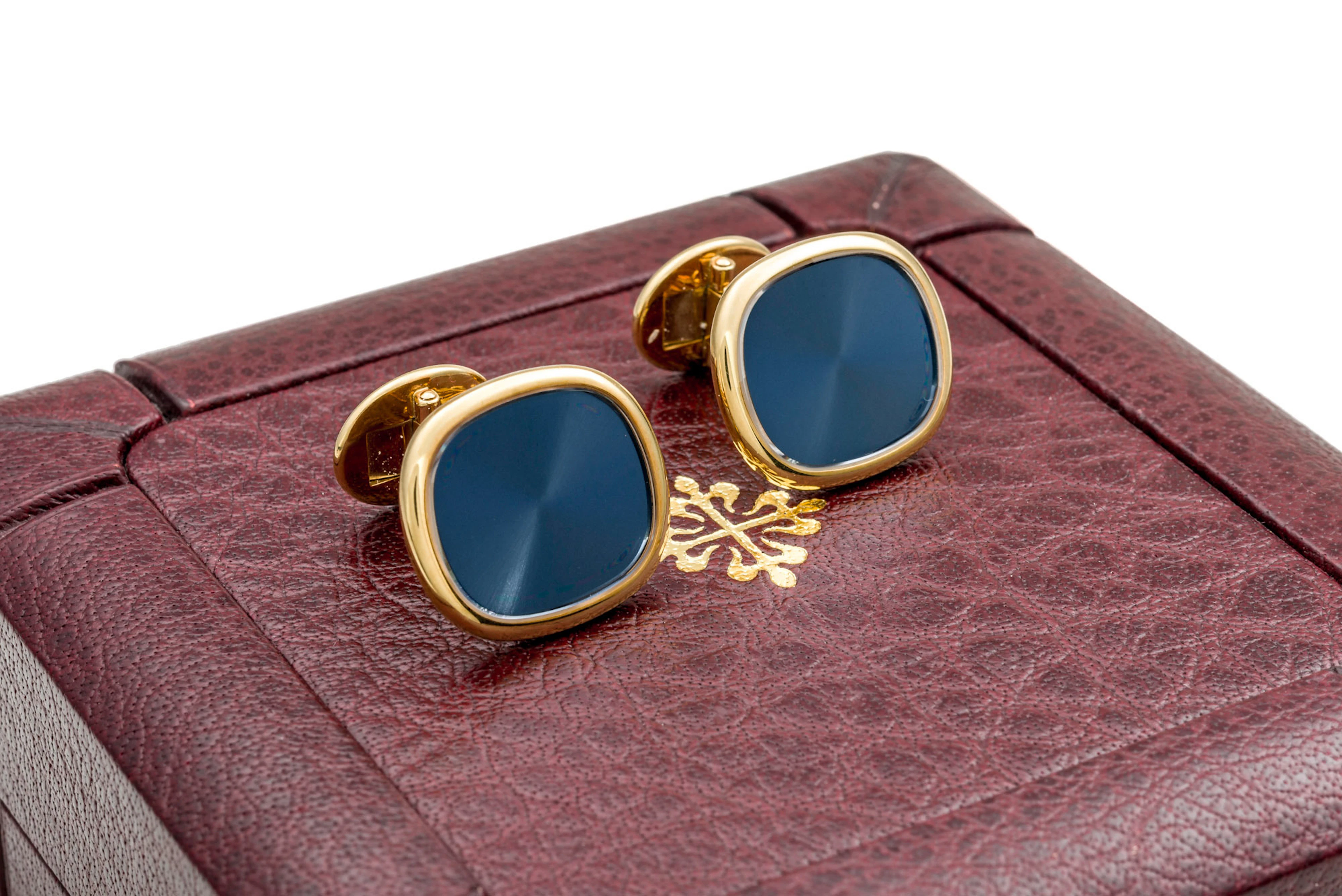PATEK PHILIPPE, ELLIPSE CUFFLINKS, YELLOW GOLD