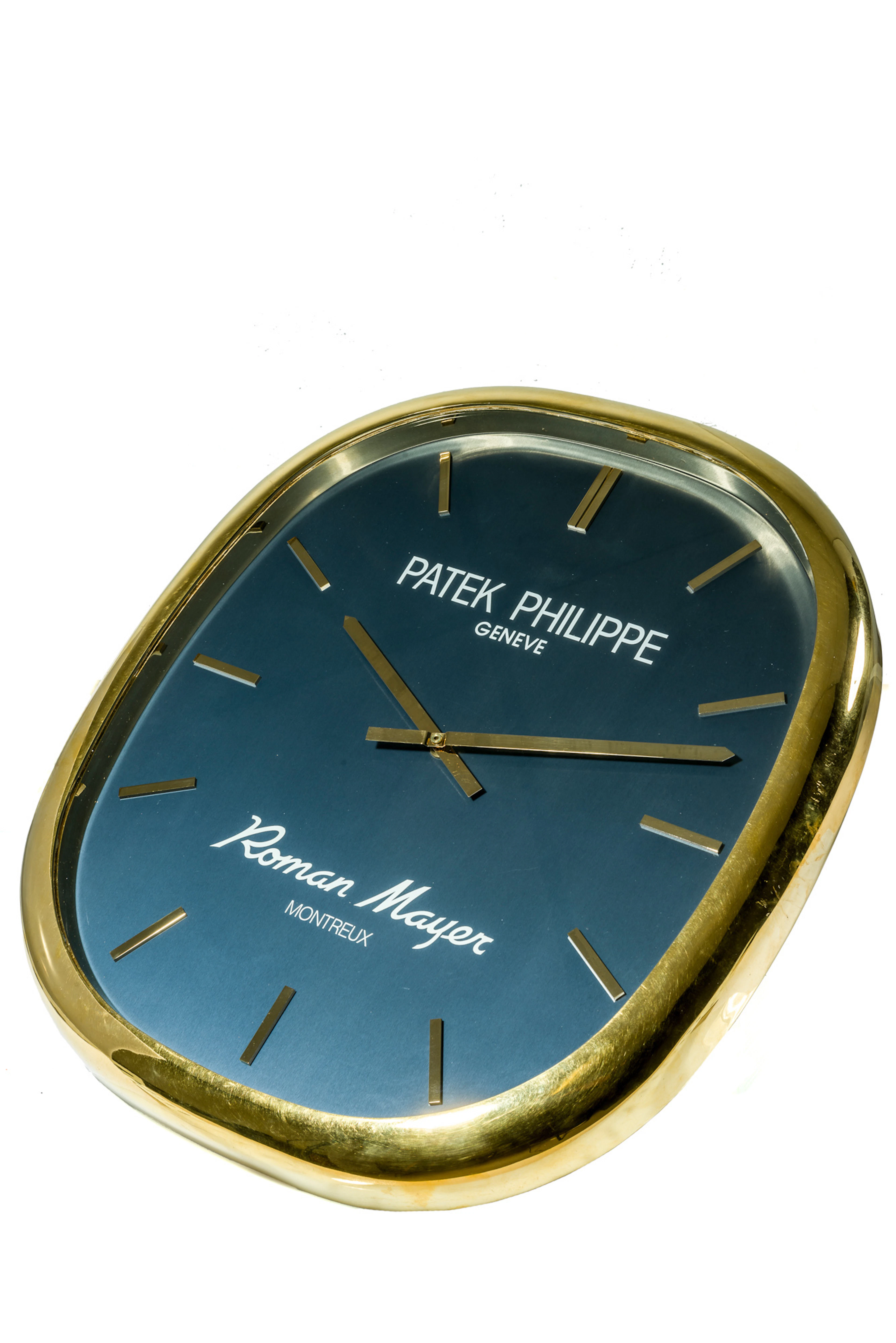 PATEK PHILIPPE/KIENZLE, ELLIPSE, WALL DISPLAY CLOCK