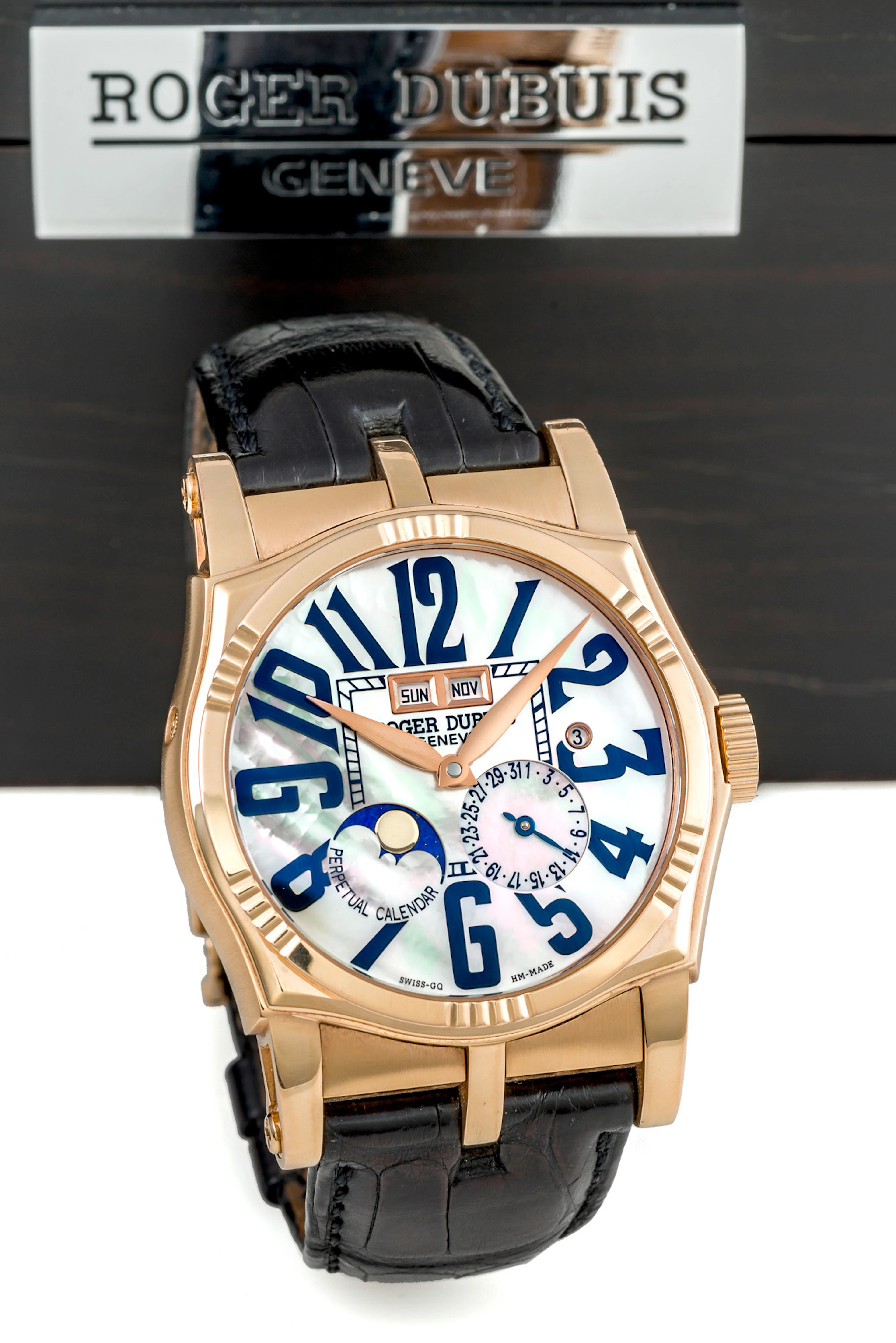 ROGER DUBUIS, SYMPATHIE, PERPETUAL CALENDAR, MOTHER-OF-PEARL, PINK GOLD