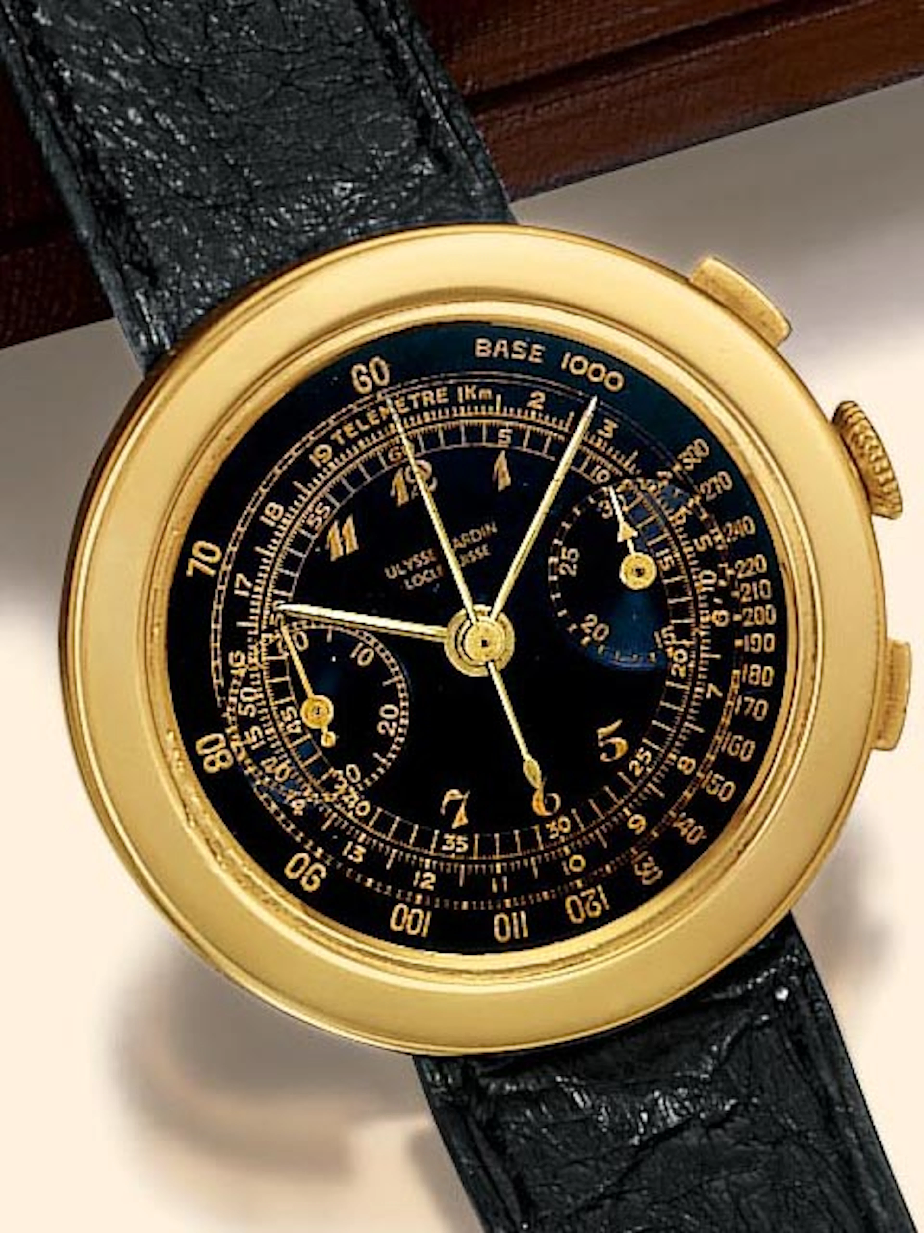 Ulysse Nardin, Locle & Genève, "so-called A Moneta", No. 125272, case No. 624361. Produced in the 1940 's, sold on November 15, 1947 by the retailers Casa Escasany in Buenos-Aires, Argentina
