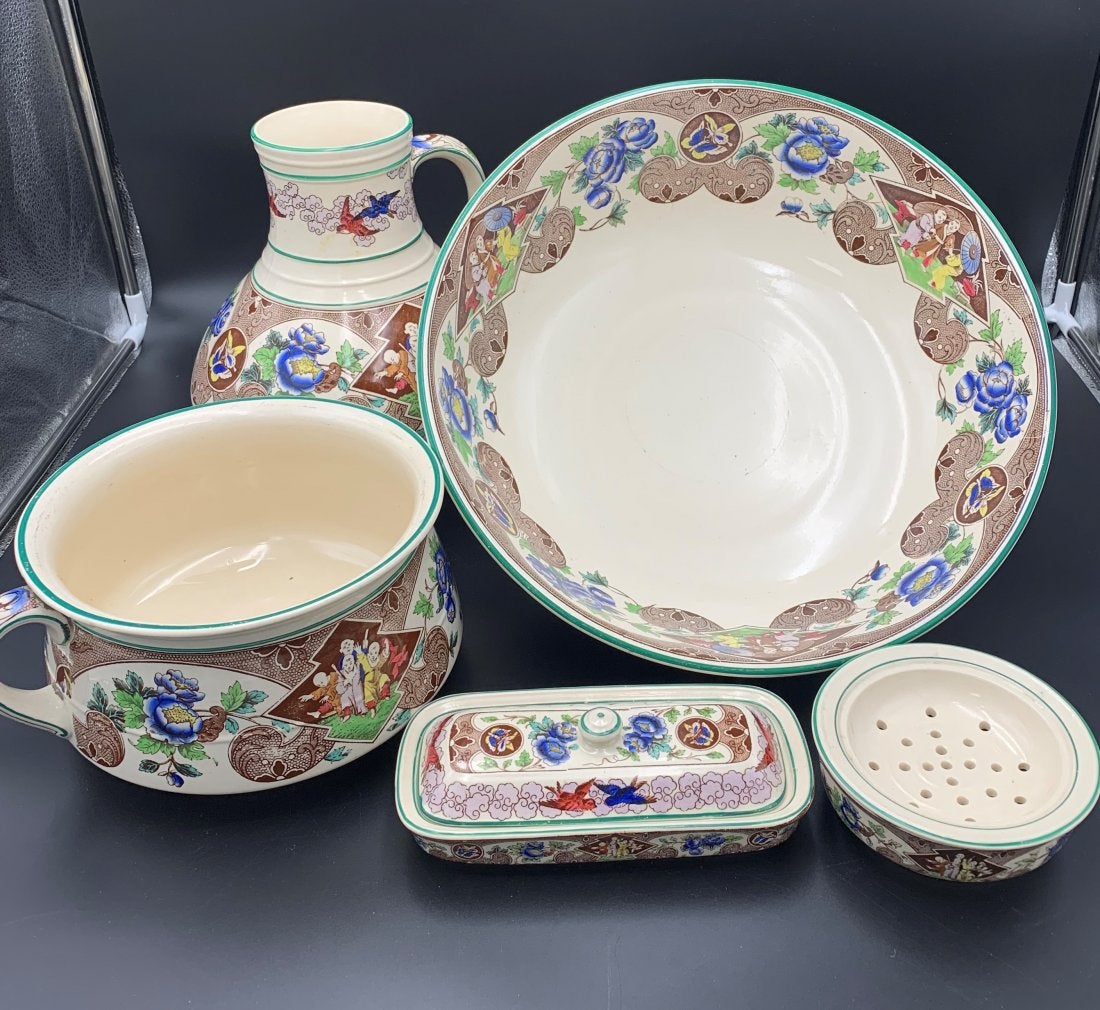 5 pcs Victorian "Brownfield" Wash Pottery 1850-1871