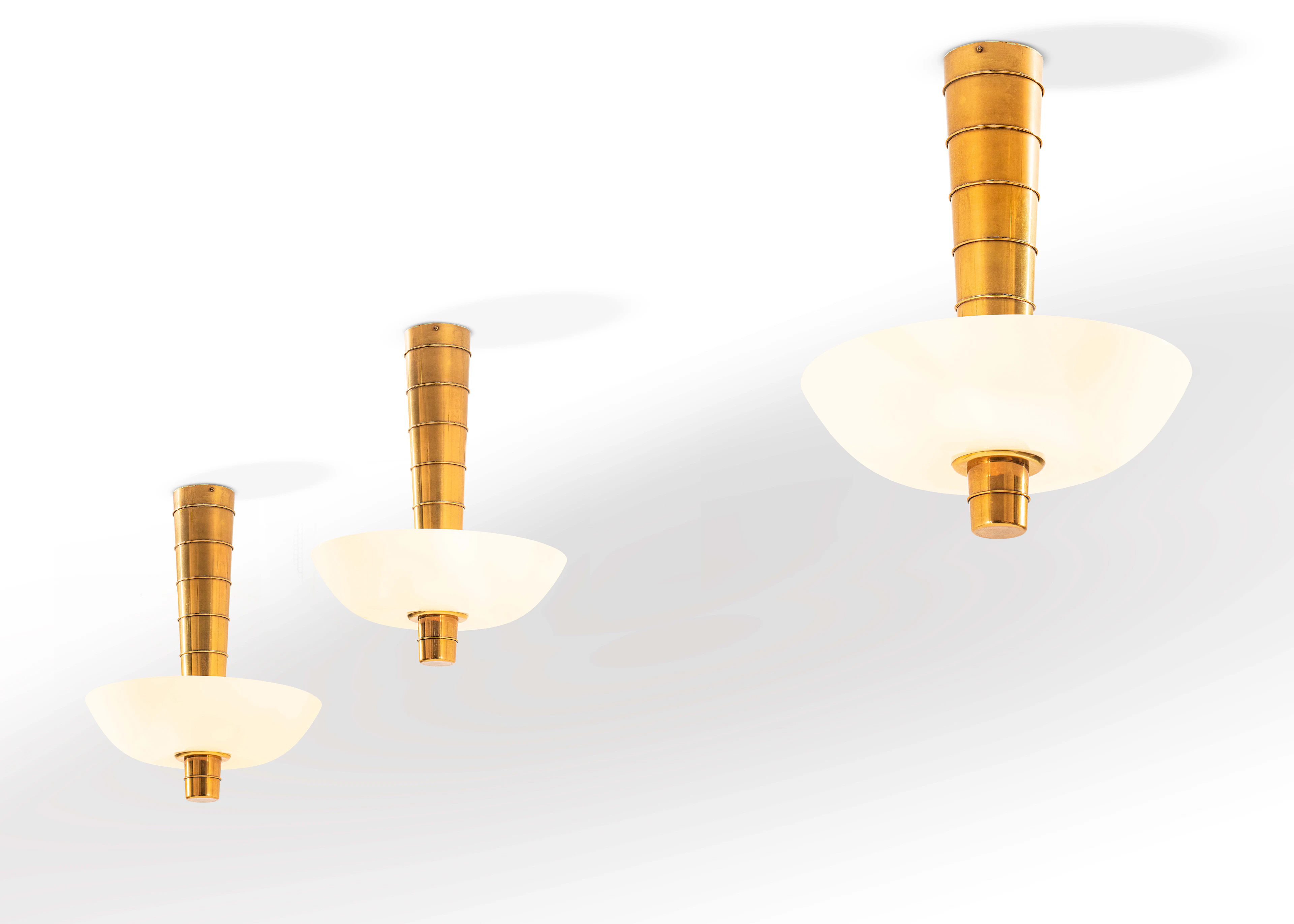 Paavo Tynell (1890-1973) – Set of three ceiling lights...