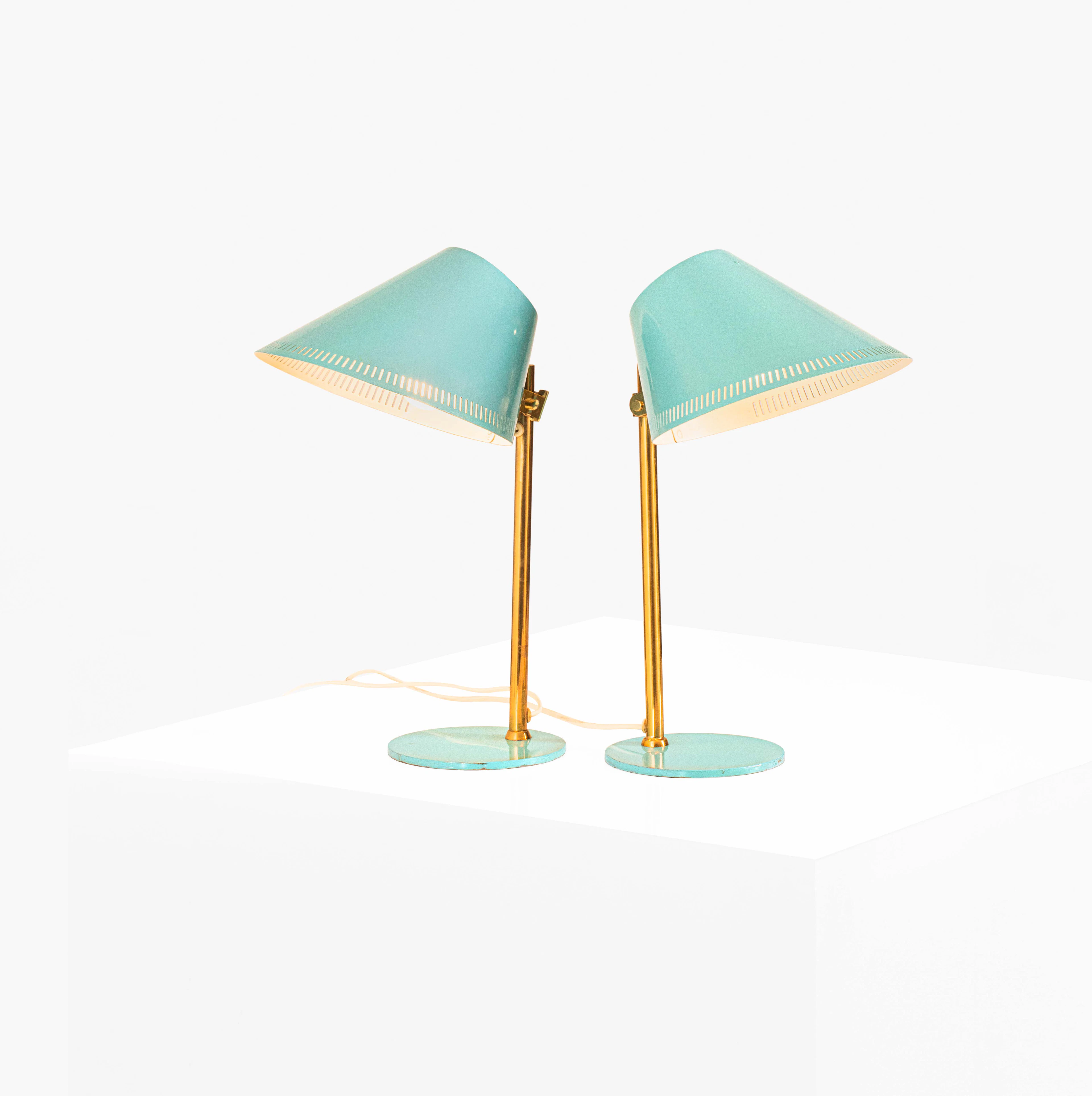 Paavo Tynell (1890-1973) – Pair of table lamps model 9227...