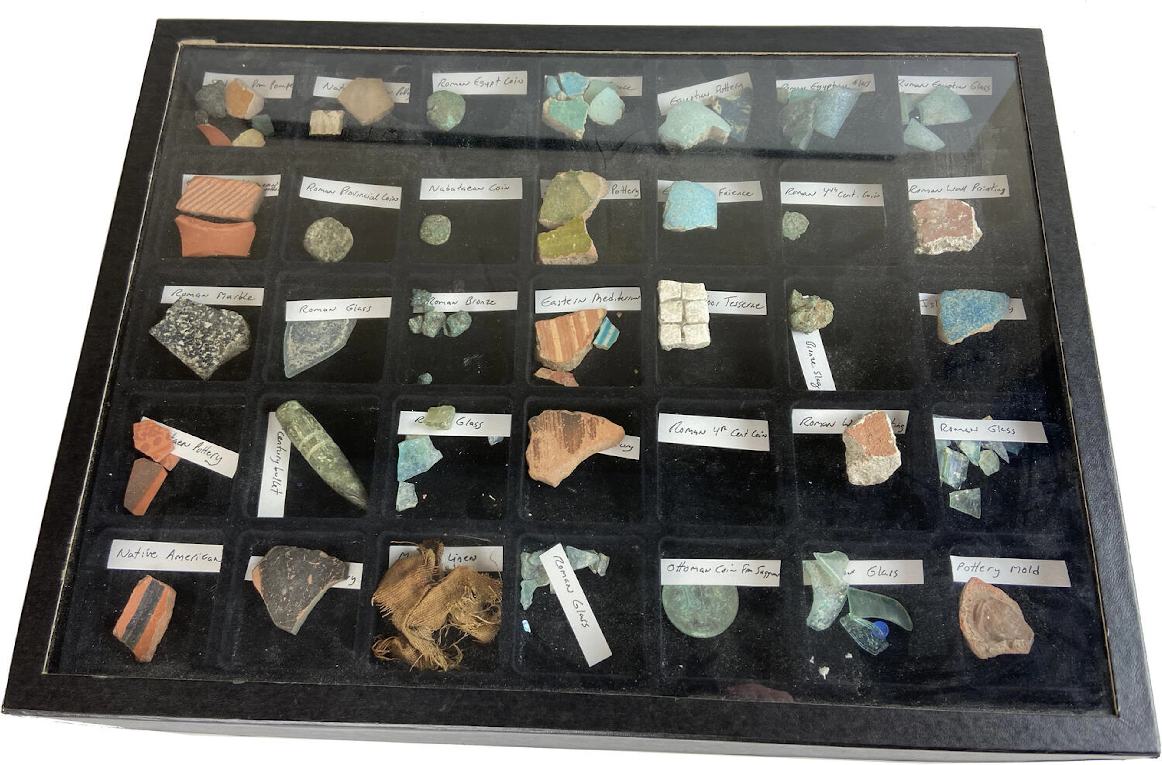A small collection of miscellaneous objects.