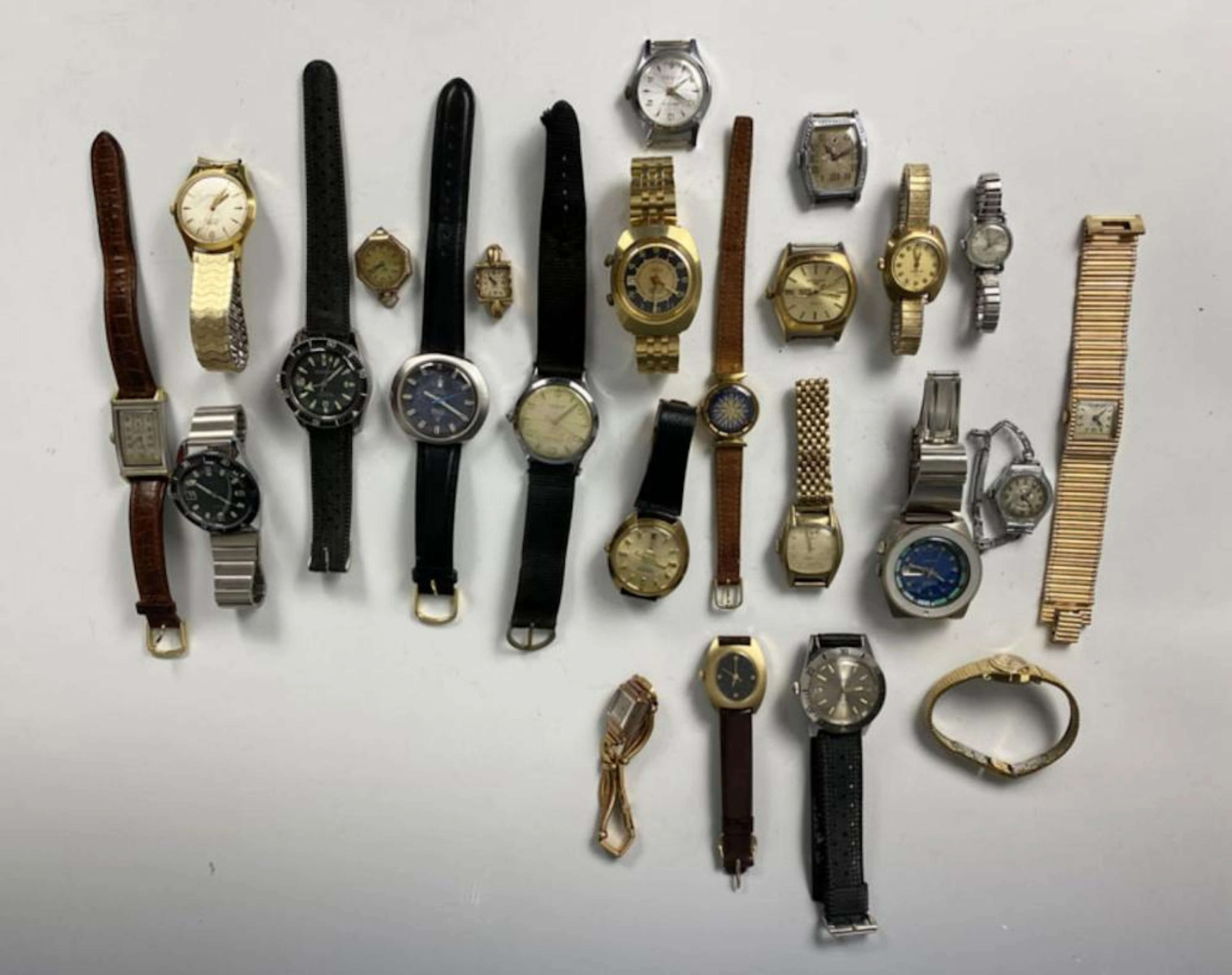 Lot of Vintage Wrist Watches (Gruen Pennard Borel etc.)