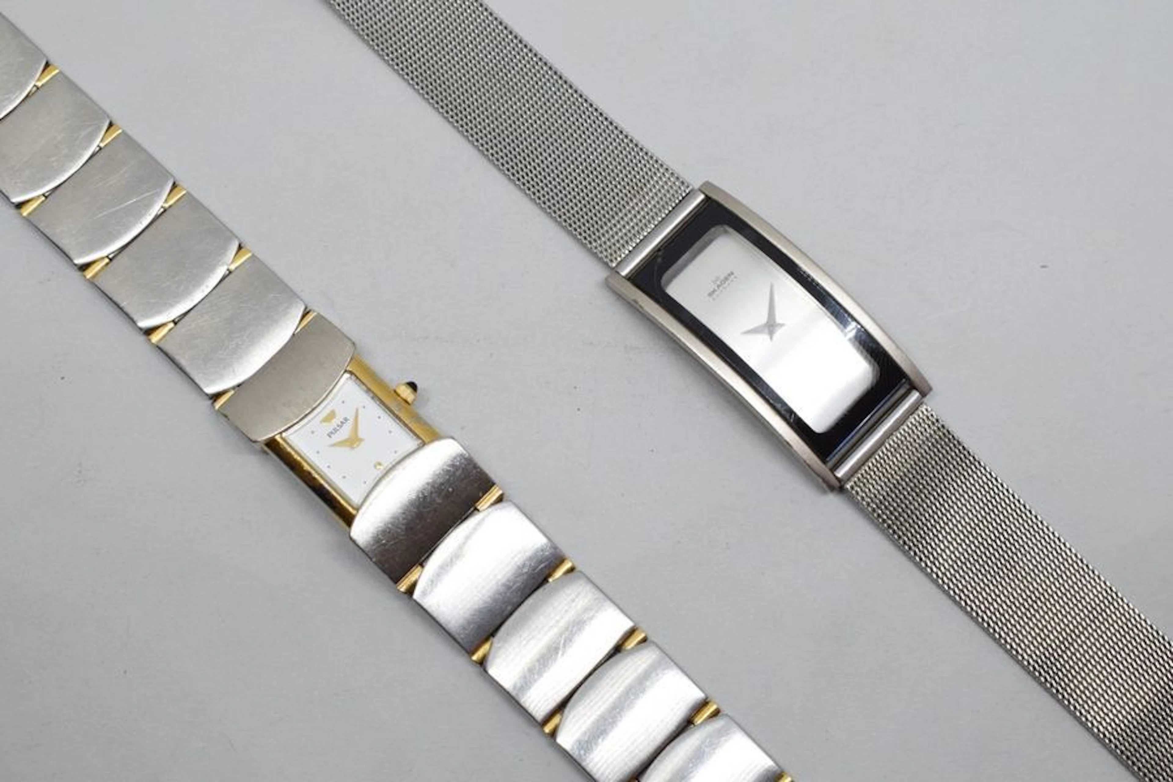Lot de deux montres bracelet comprenant :... - Lot 541 - Rossini