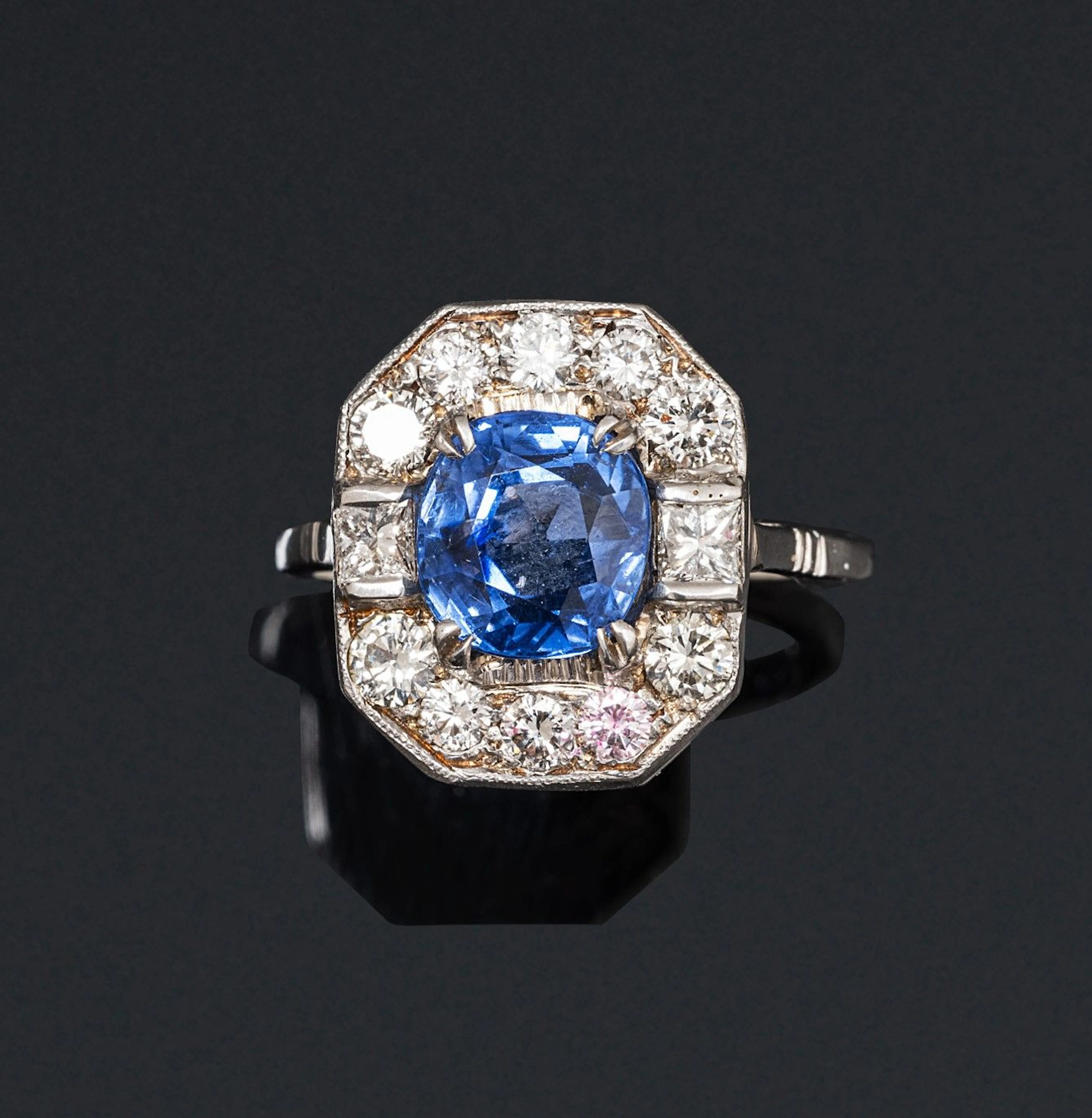 Bague en or gris 18K (750) de forme octogonale... - Lot 177 - Rossini