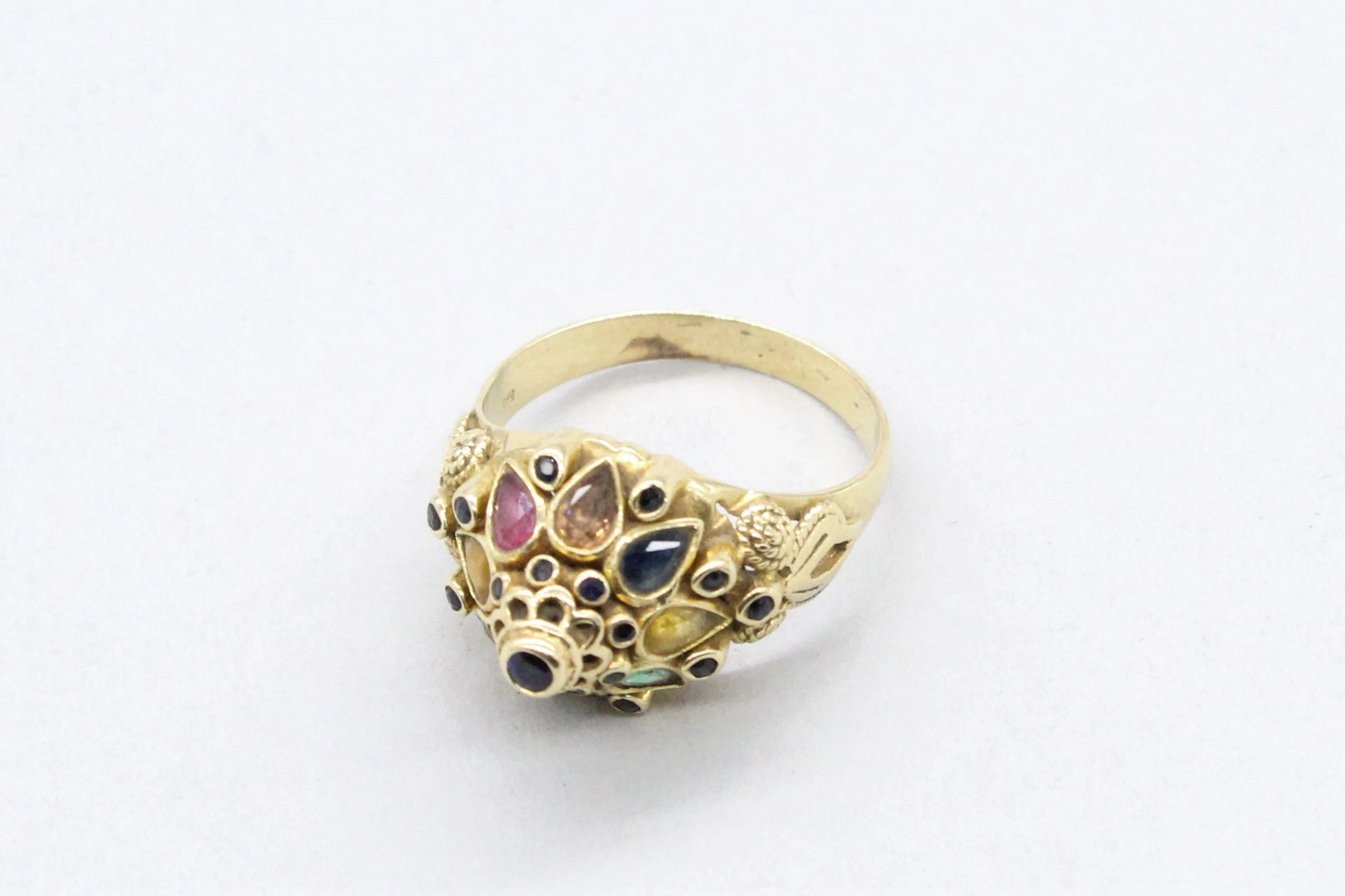 Bague dome en or jaune 14k (585) orné de... - Lot 366 - Rossini