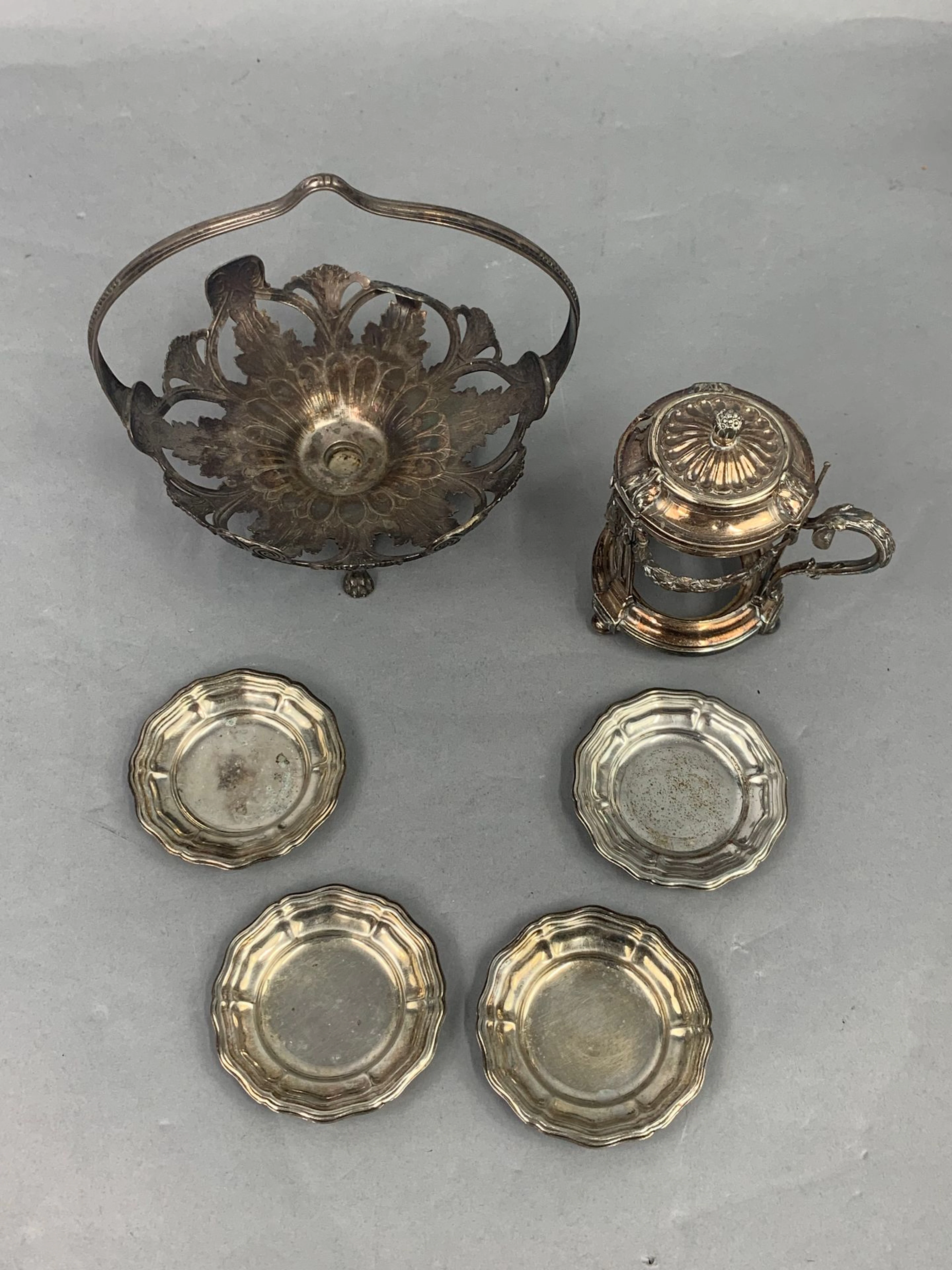 Lot composé d'une monture WMF en argent (accidentée),... - Lot 542 - Rossini